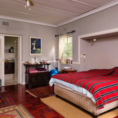 Pairing Rugs with Your Bed: A Bedroom Rug-Sizing and Placement Guide