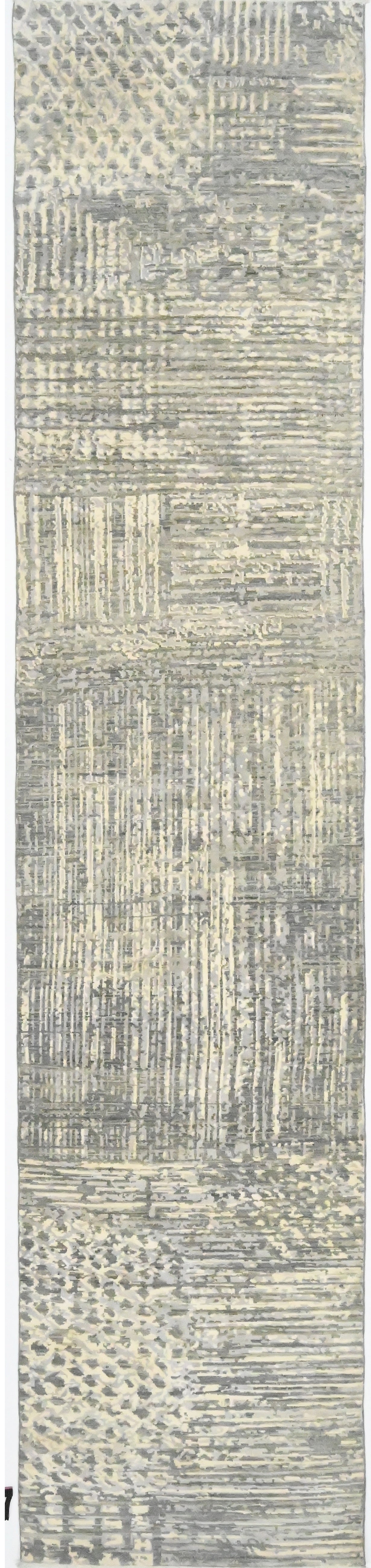 Elegant Greyscale Woolen Runner 97SK97 - 2 X 12