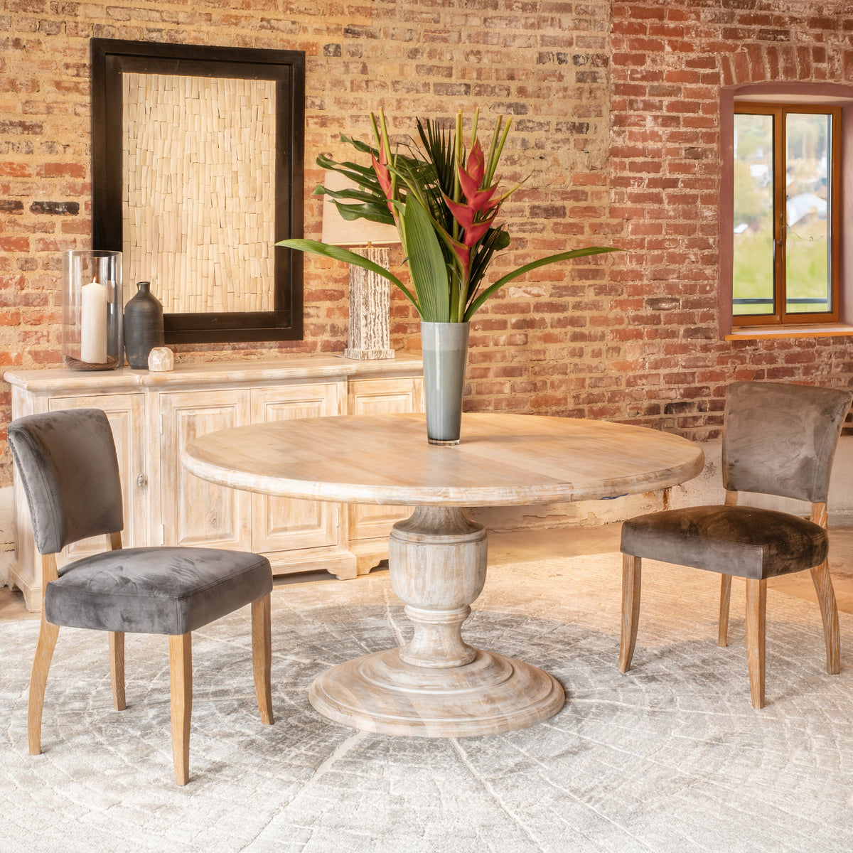 60" Heirloom White Mango Round Dining Table
