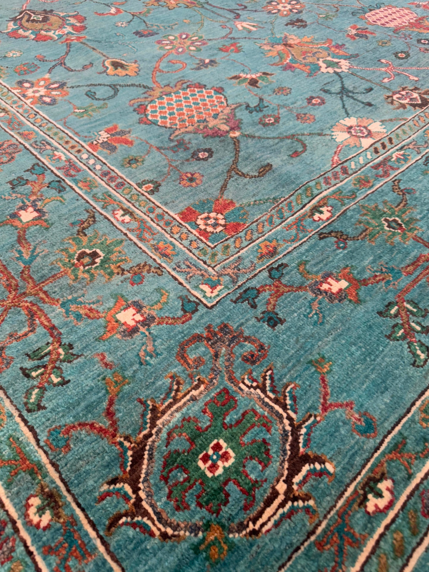 Floral NJ1581 - 8.4 x 8.9