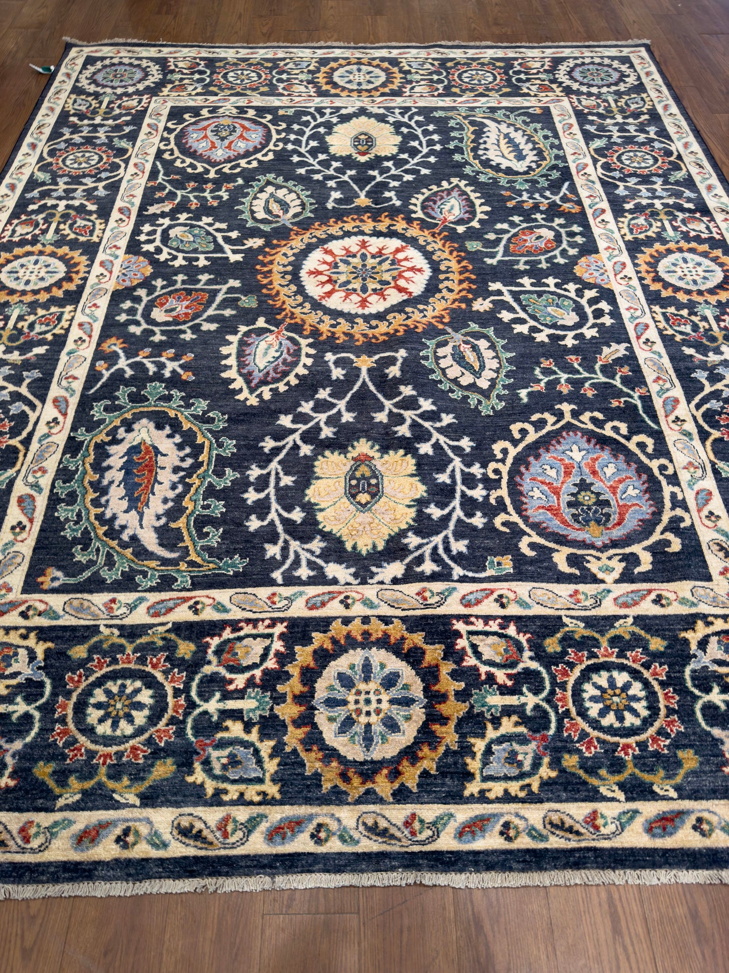 Suzani NJ1585 - 8.2 x 10.2