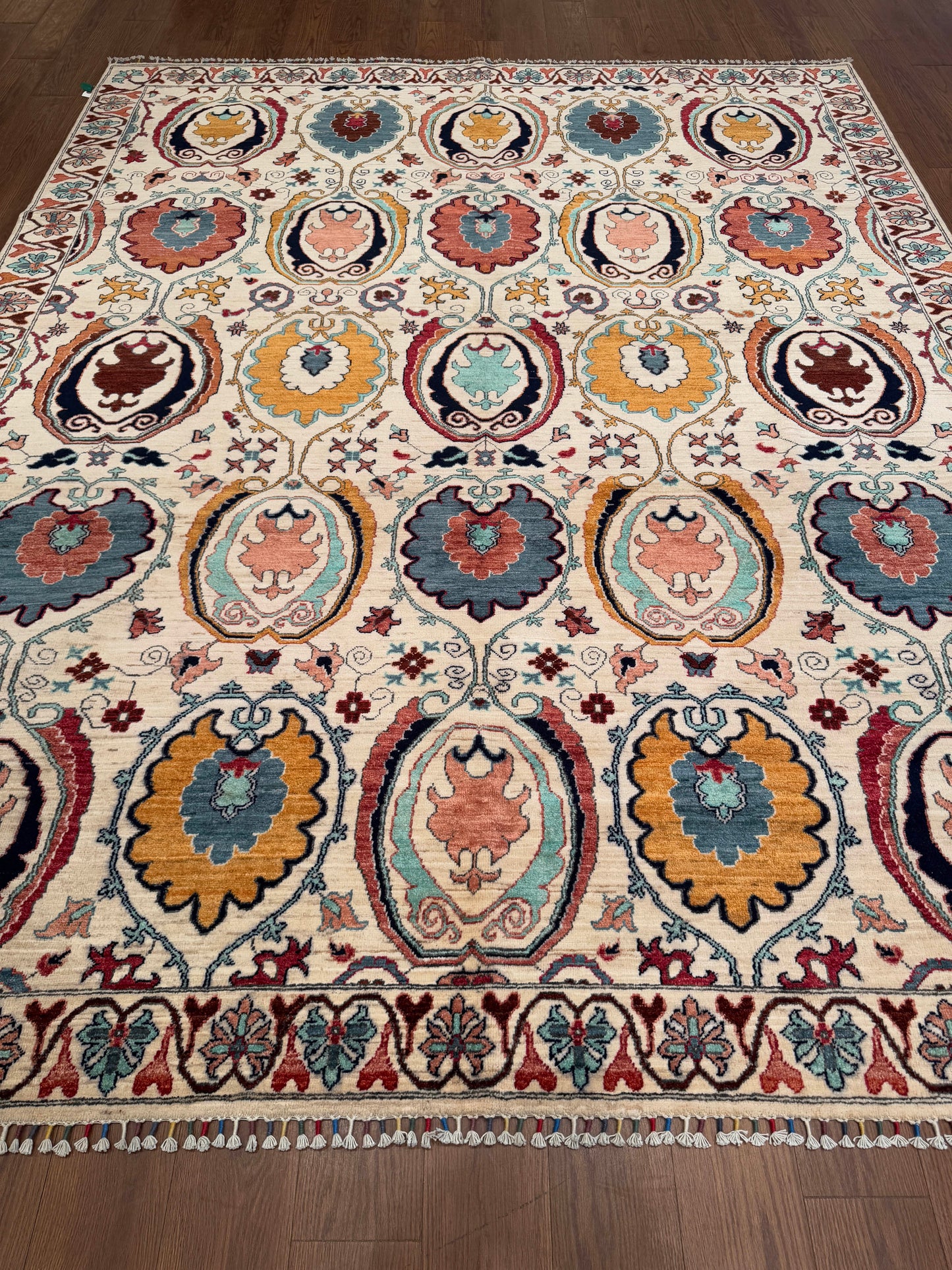 Suzani NJ1588 - 8.2 x 10.4