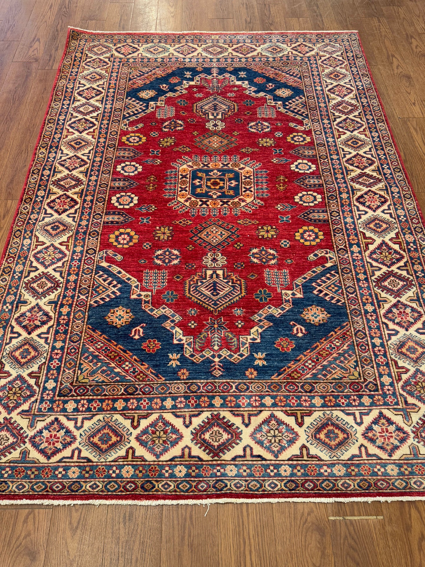 Kazak NJ2075 - 5.6 x 7.9