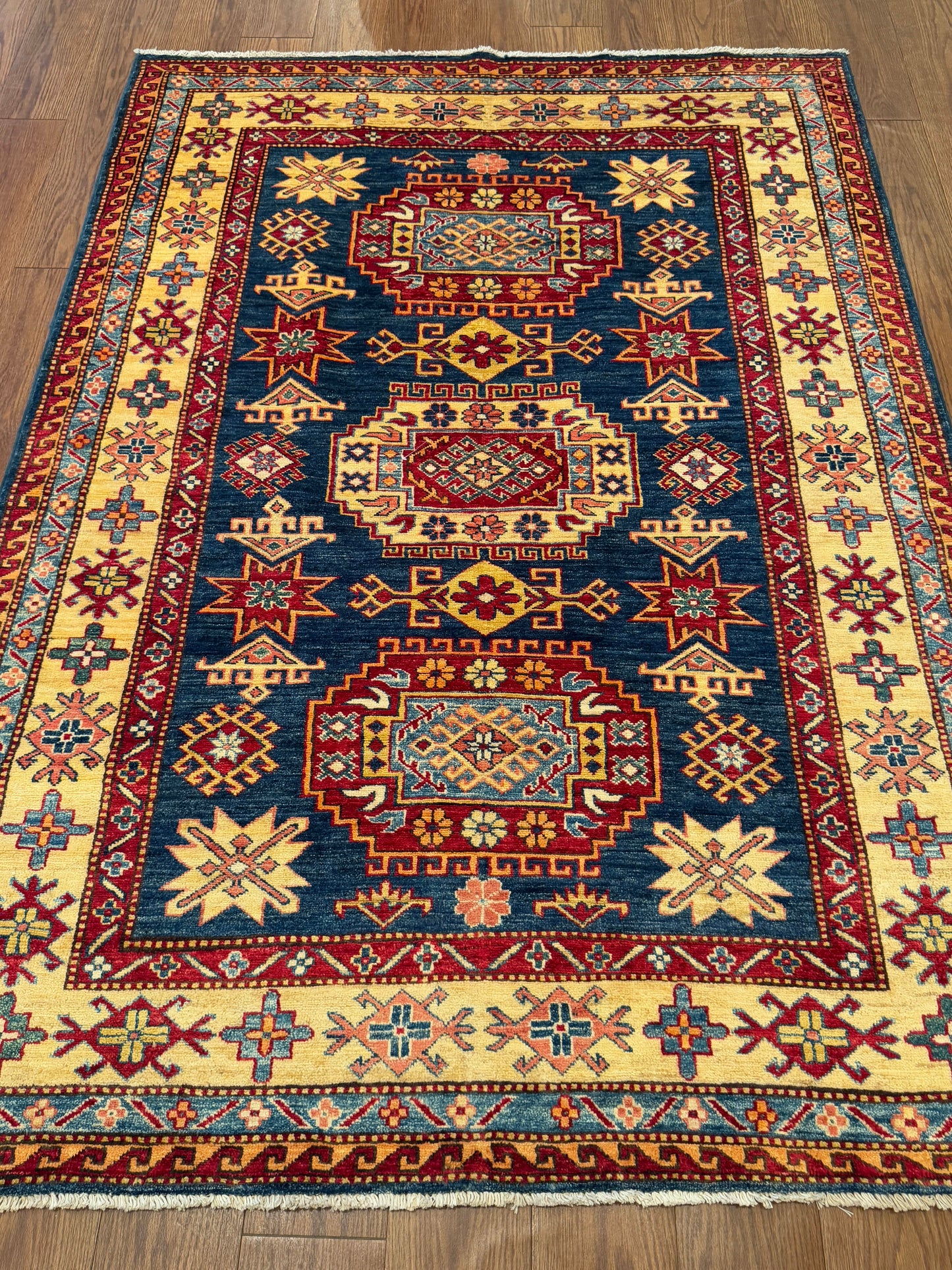 Kazak NJ2103 - 4.10 x 6.9