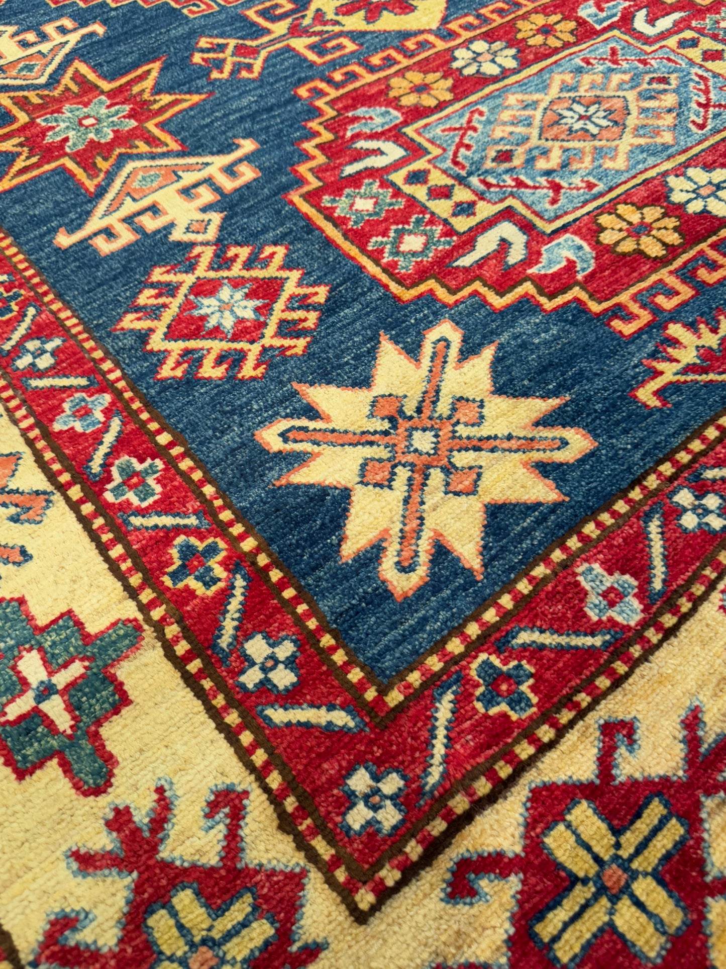 Kazak NJ2103 - 4.10 x 6.9