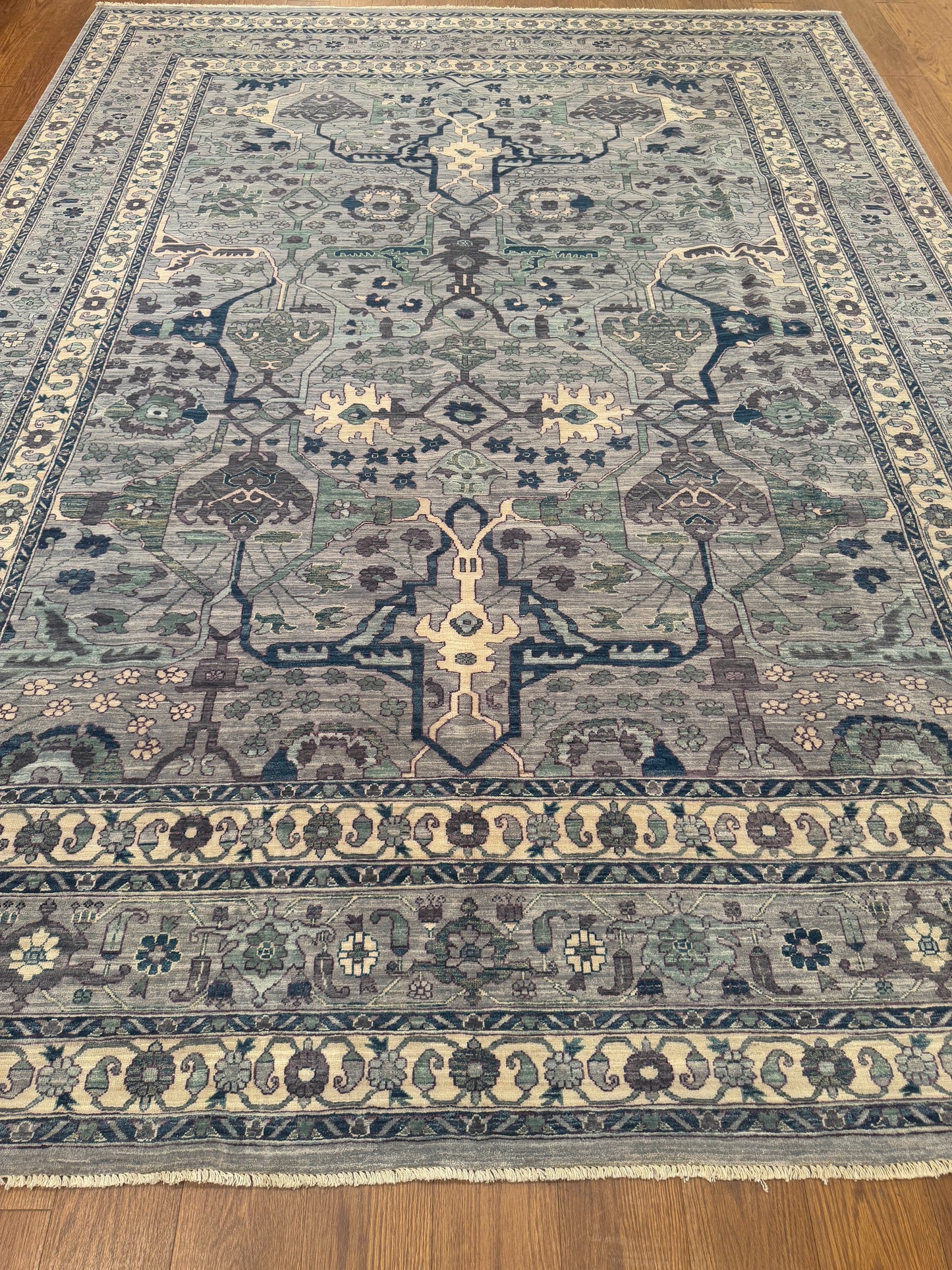 Sultanabad NJ3759 - 8.9 x 11.8