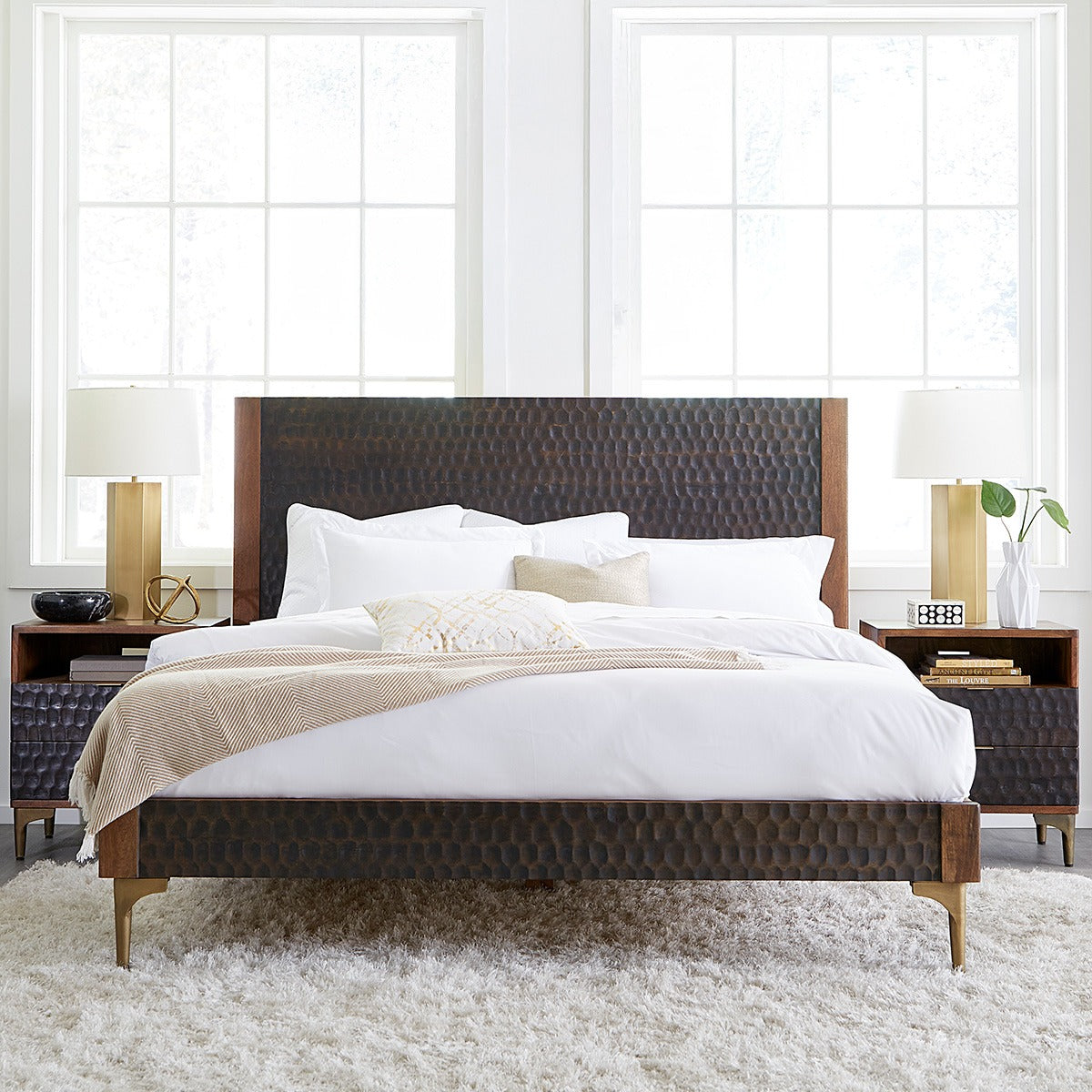 64" Two-Tone Carved Wood Queen Size Bed