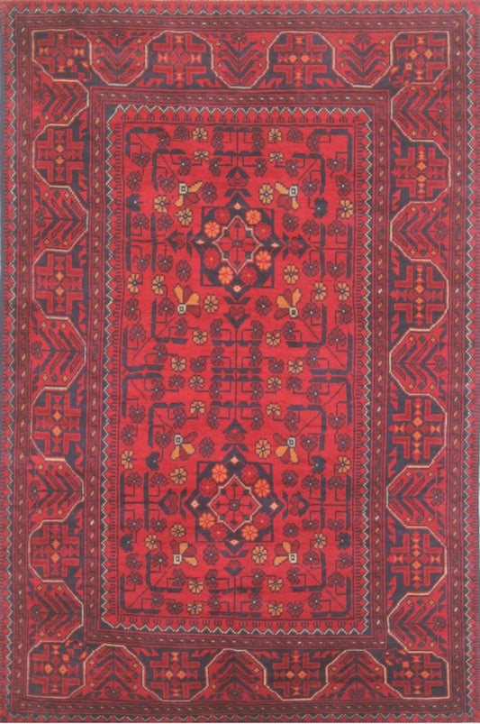 Elegant Traditional Woolen Rug in Rich Red 90SK813 - 3 X 5