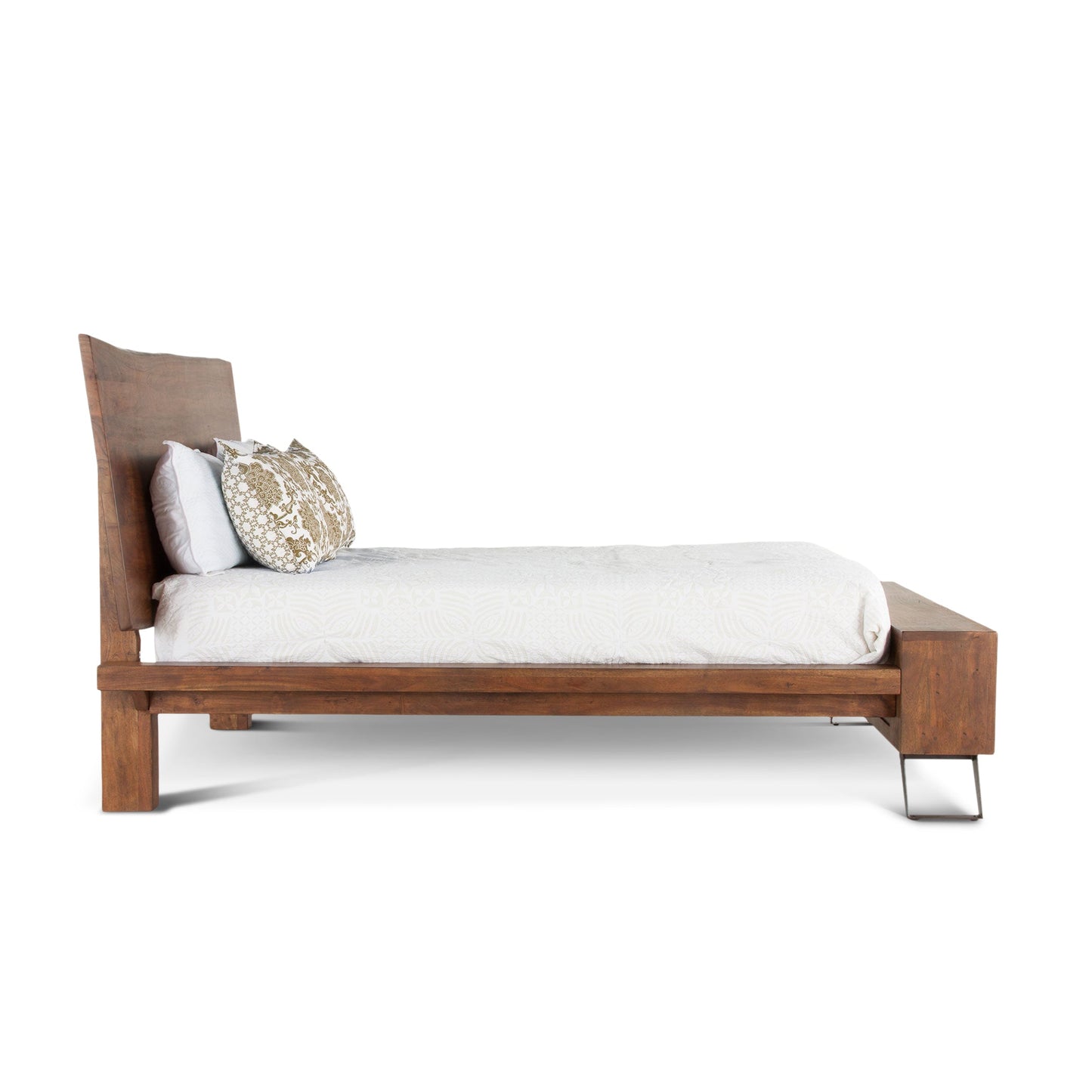 90" Walnut King Size Bed