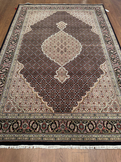 Tabriz NJ10709 - 6.3 x 9.3