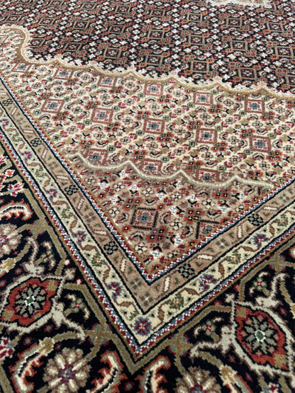 Tabriz NJ10709 - 6.3 x 9.3