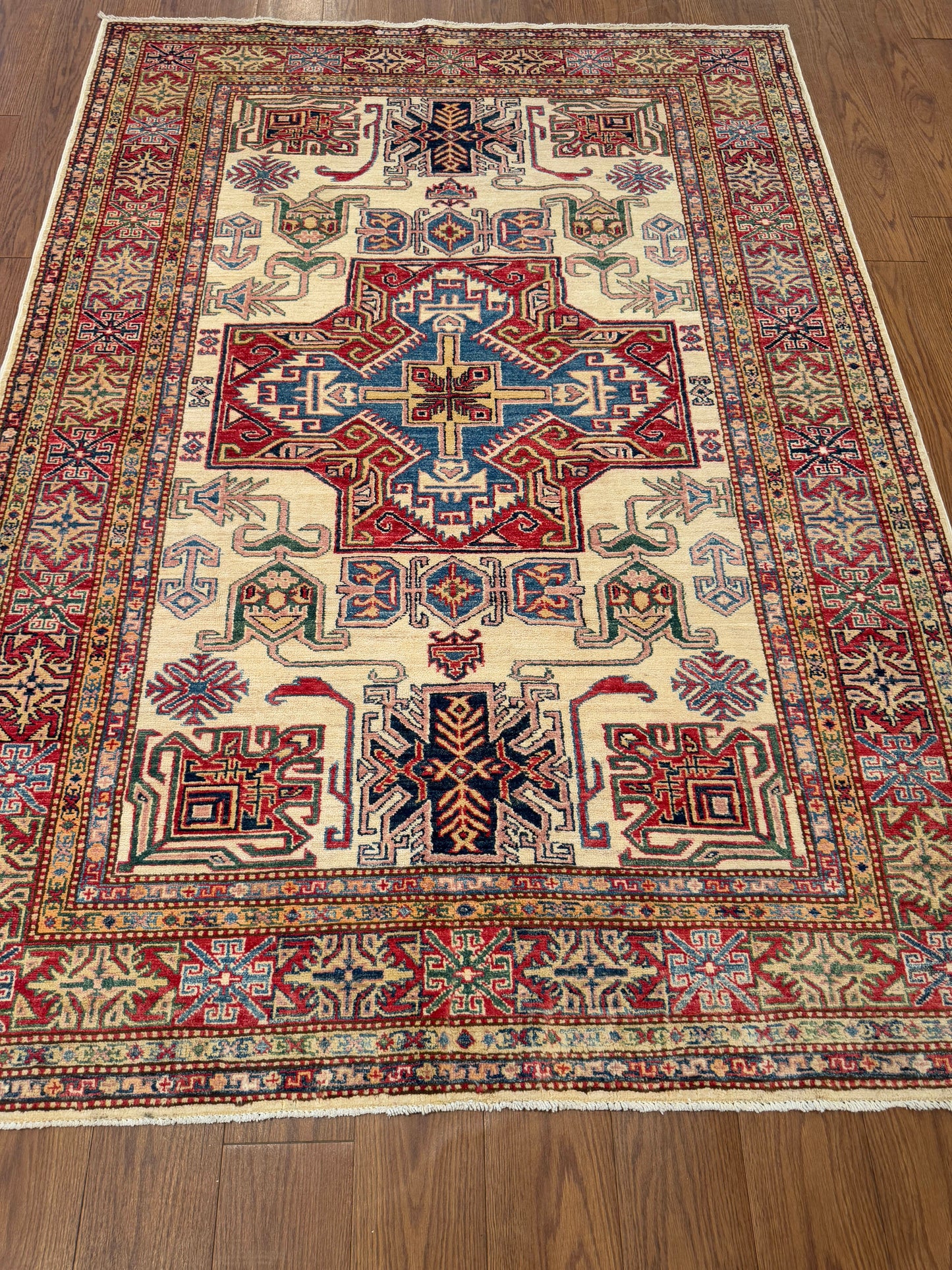 Kazak NJ1235 - 5.3 x 7.3