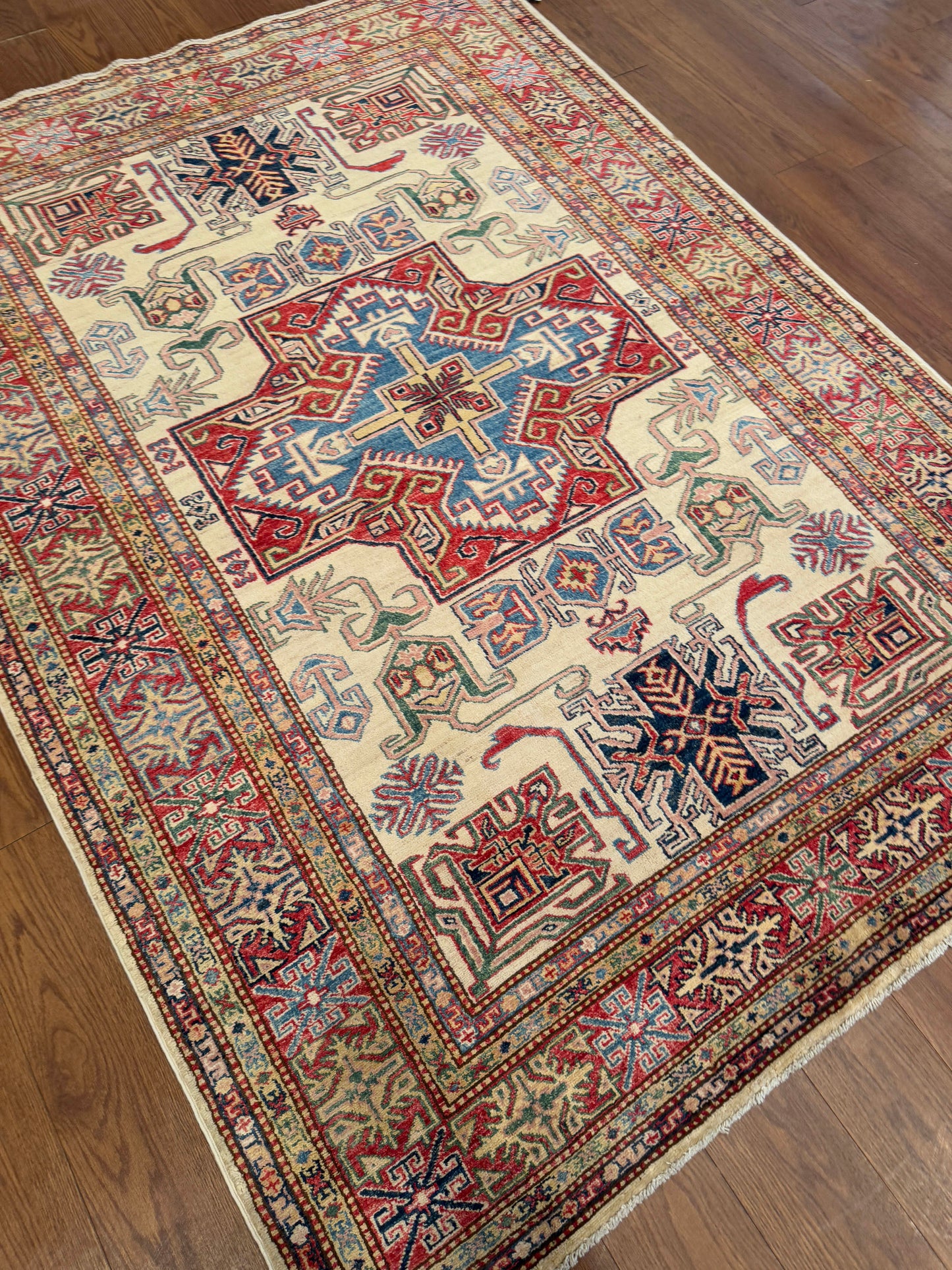Kazak NJ1235 - 5.3 x 7.3