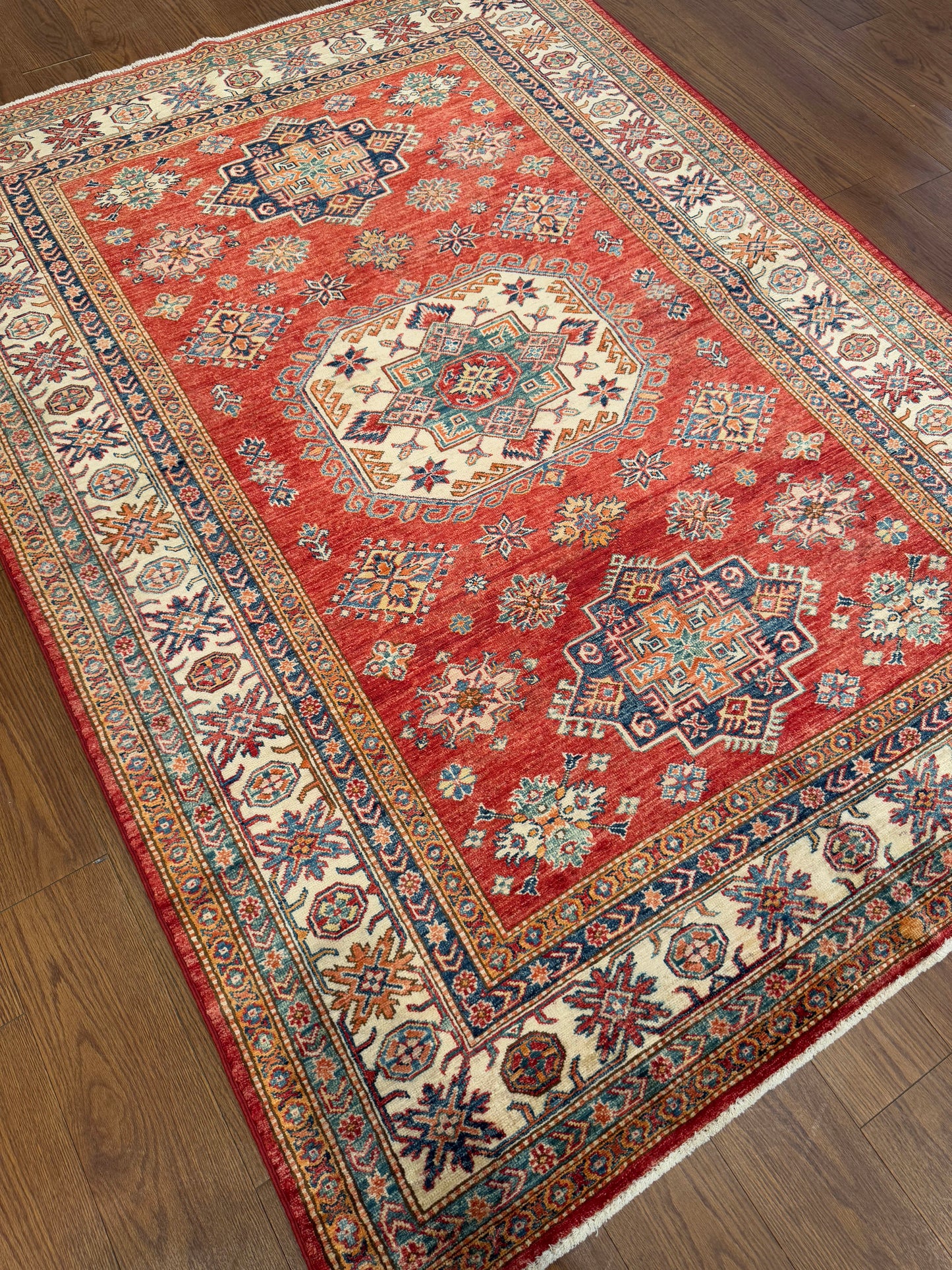 Kazak NJ1238 - 5.5 x 7.3