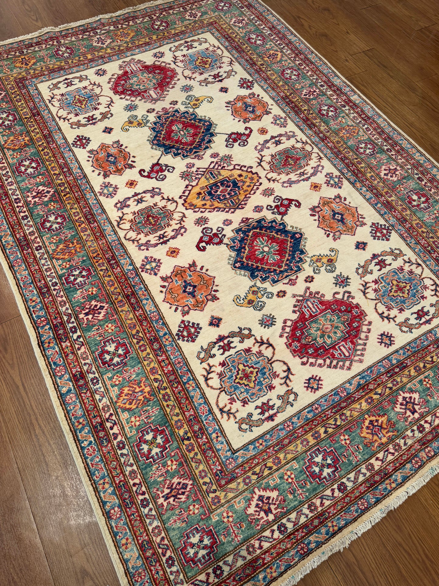 Kazak NJ1241 - 5.7 x 8