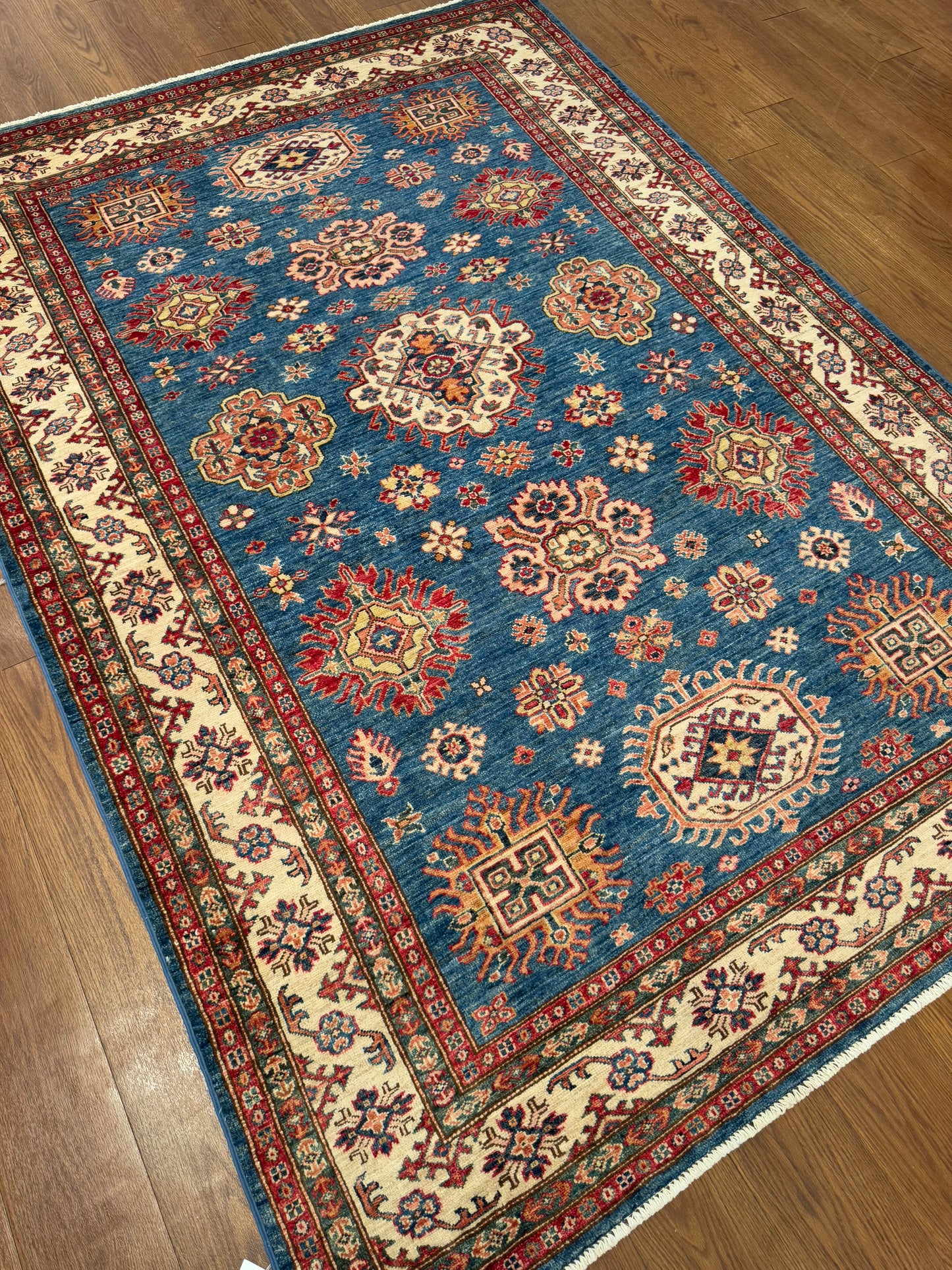 Kazak NJ1253 - 5.7 x 7.11