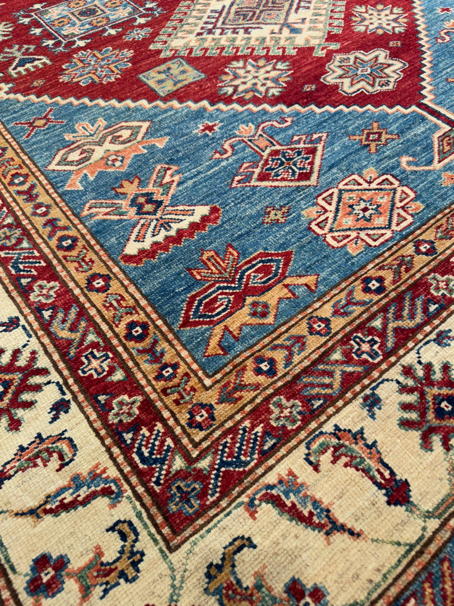 Kazak NJ1267 - 5.9 x 8.8