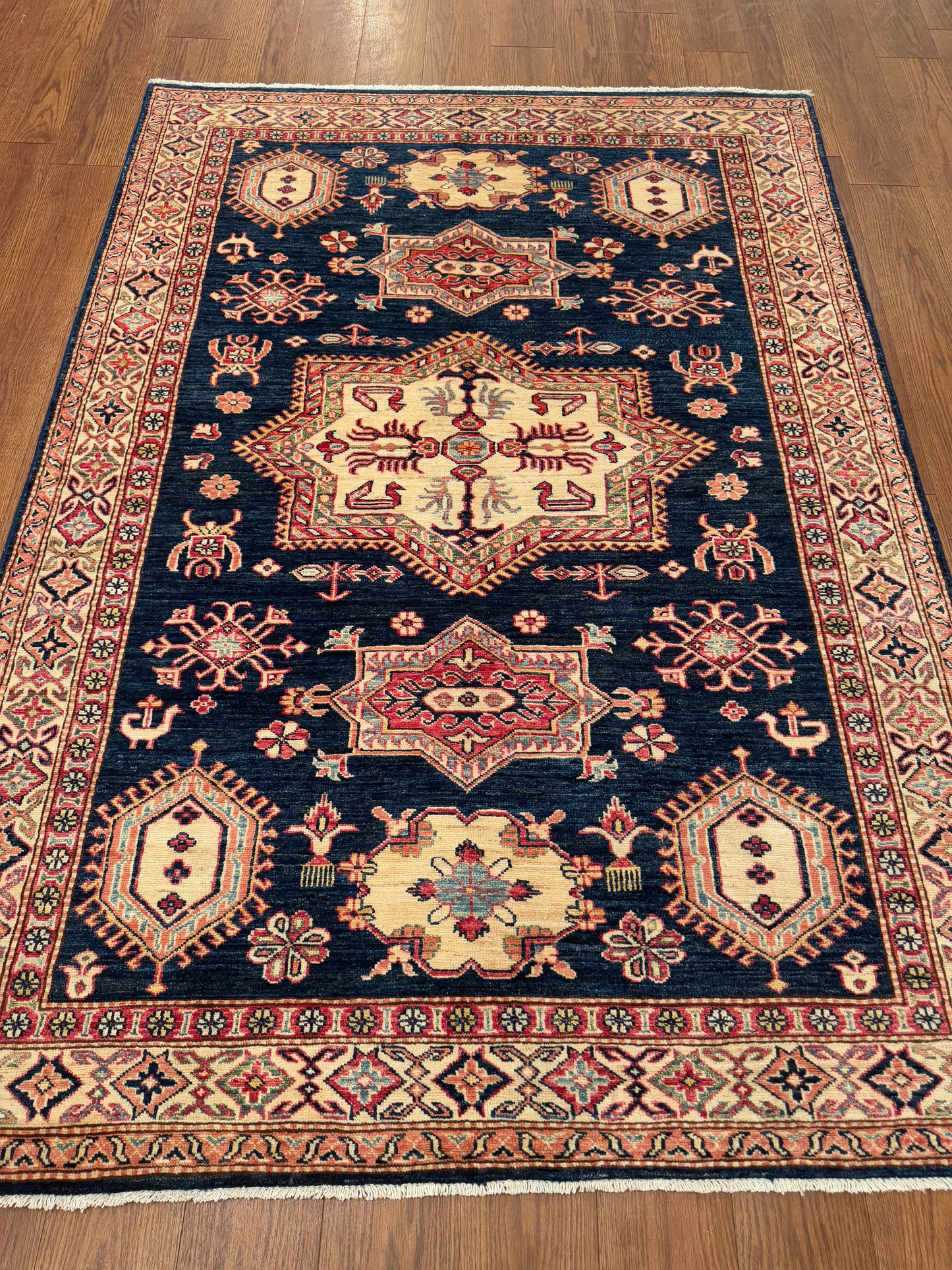 Kazak NJ1276 - 4.11 x 6.11