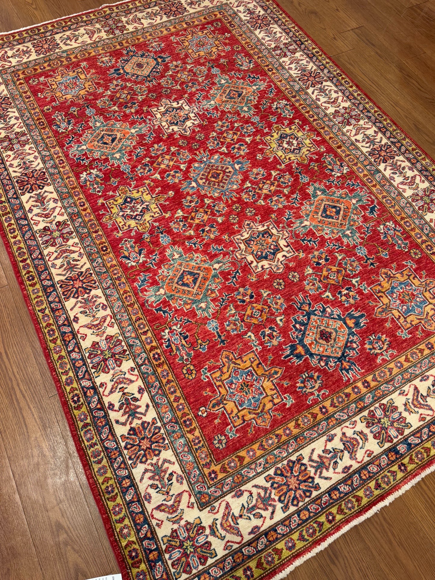 Kazak NJ1290 - 5.5 x 7.11