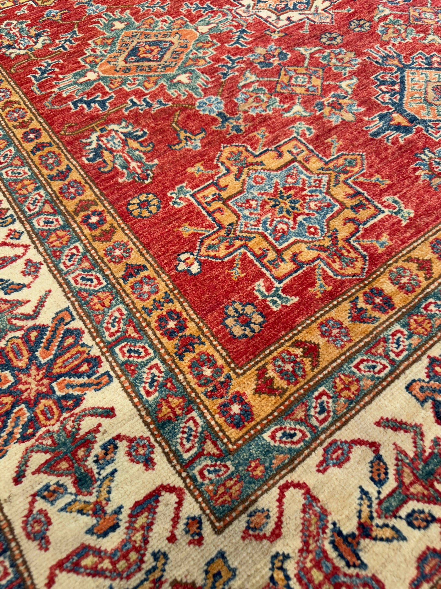 Kazak NJ1290 - 5.5 x 7.11