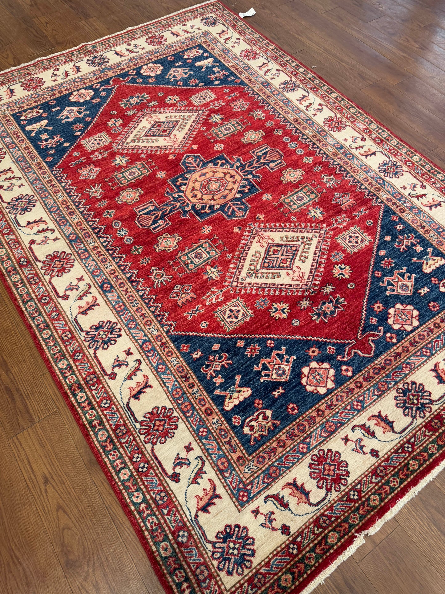 Kazak NJ1295 - 5.7 x 8.1