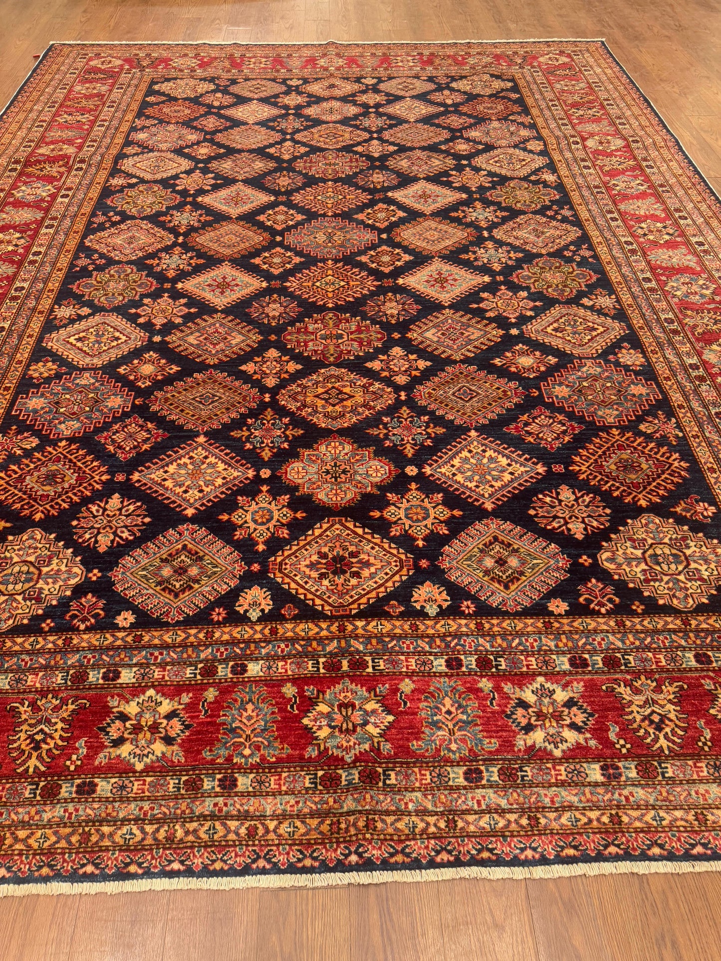 Kazak NJ13027 - 10.3 x 13.9