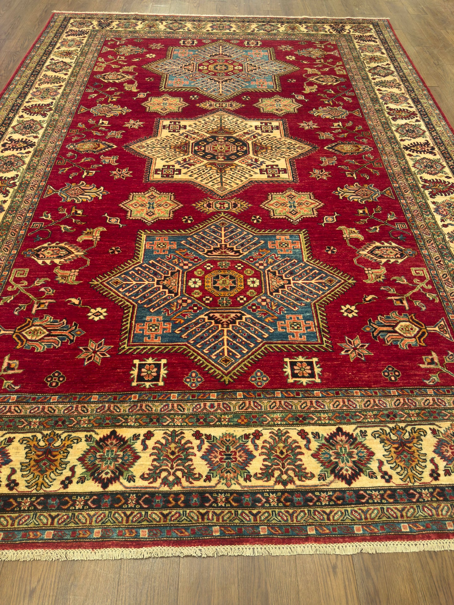 Kazak NJ1308 - 8.9 x 12.1