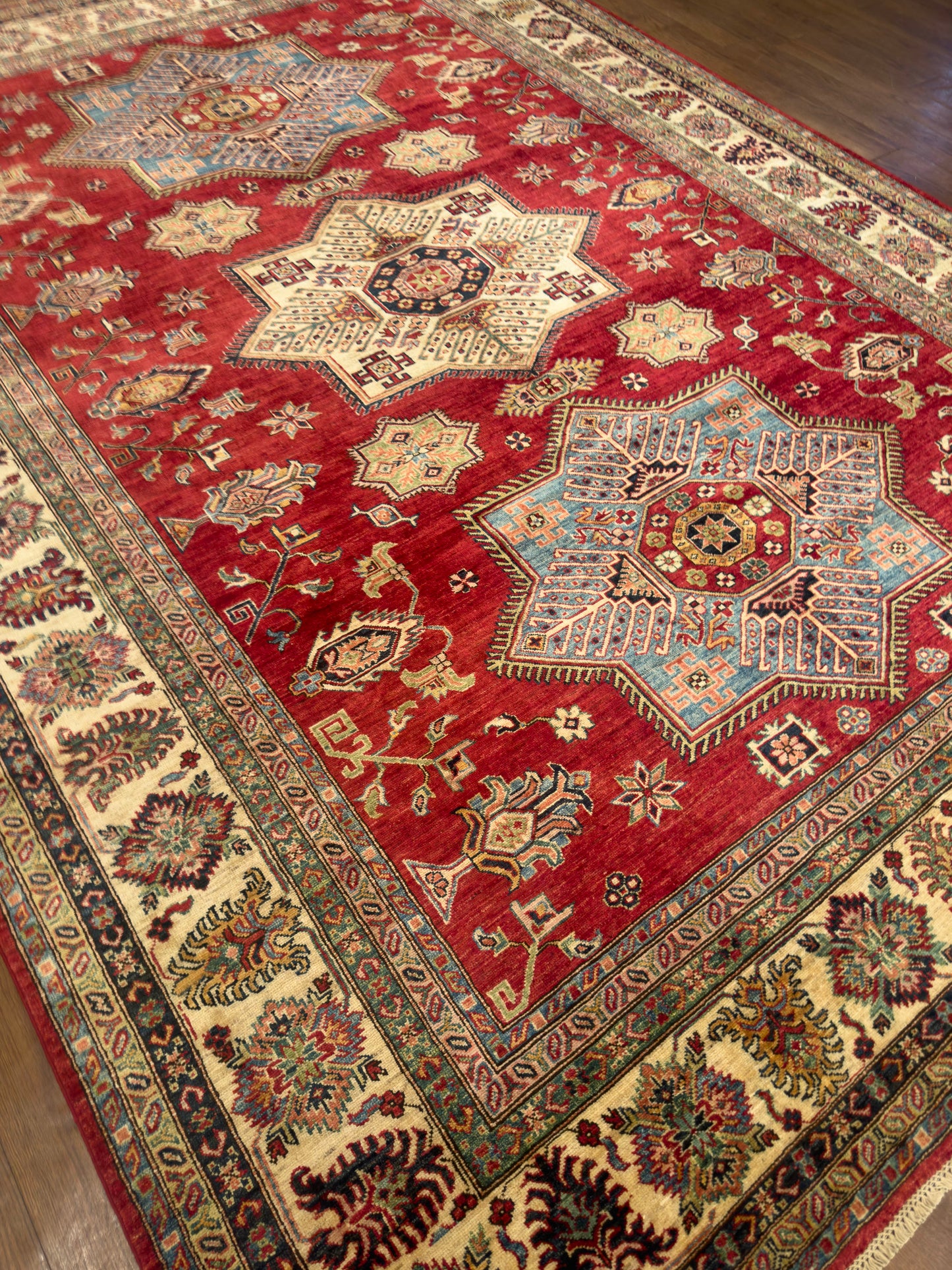 Kazak NJ1308 - 8.9 x 12.1