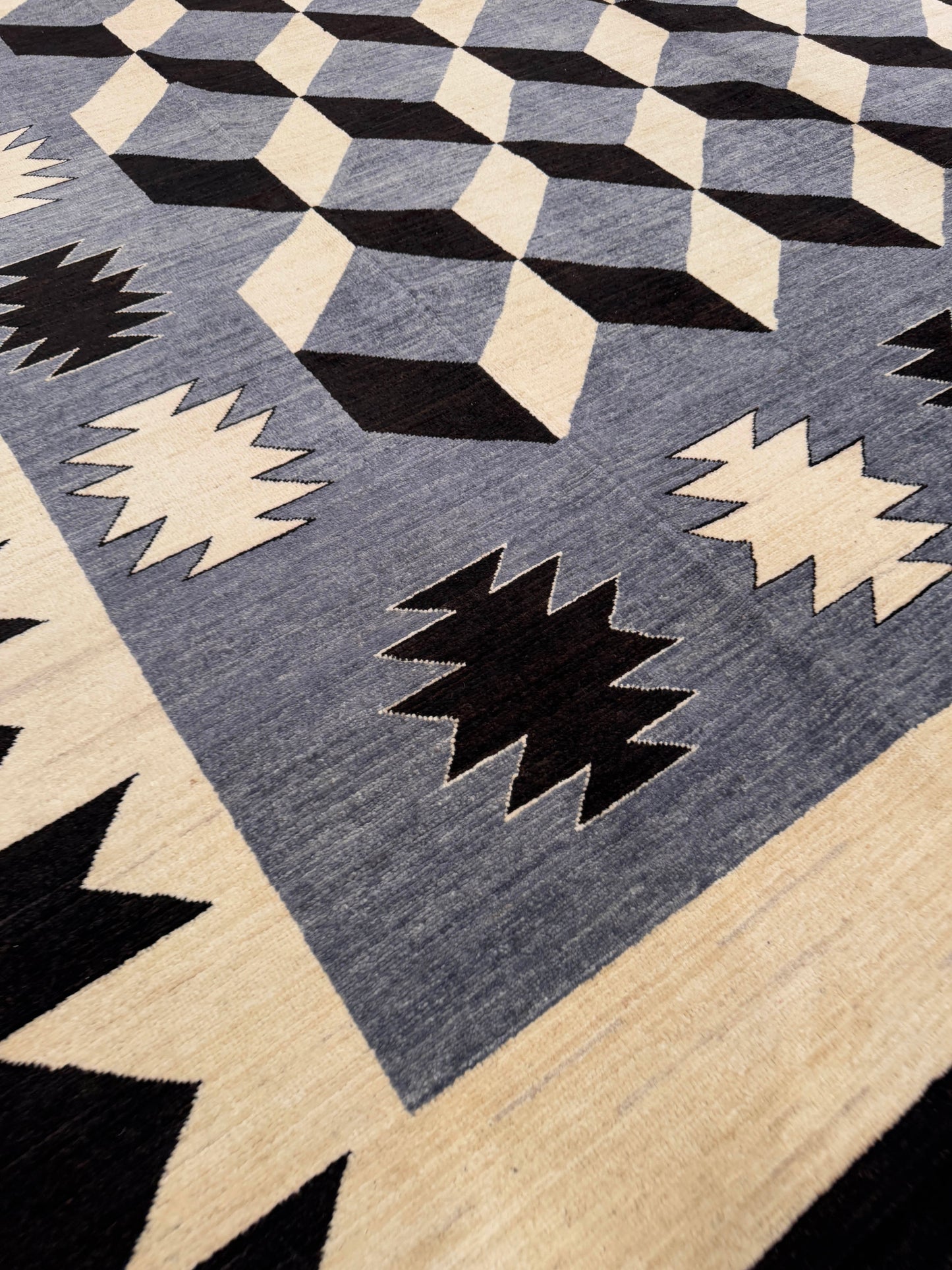 Tribal NJ1347 - 8.11 x 11.10