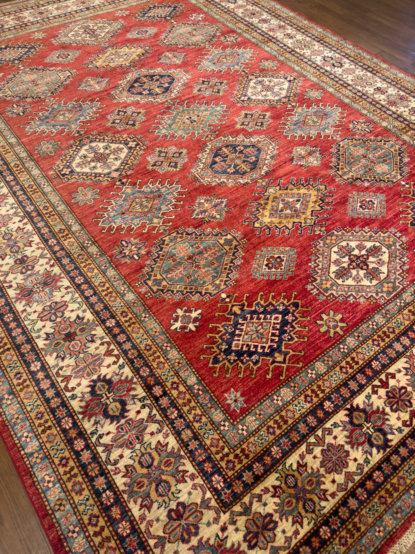 Kazak NJ1355 - 8.8 x 11.10