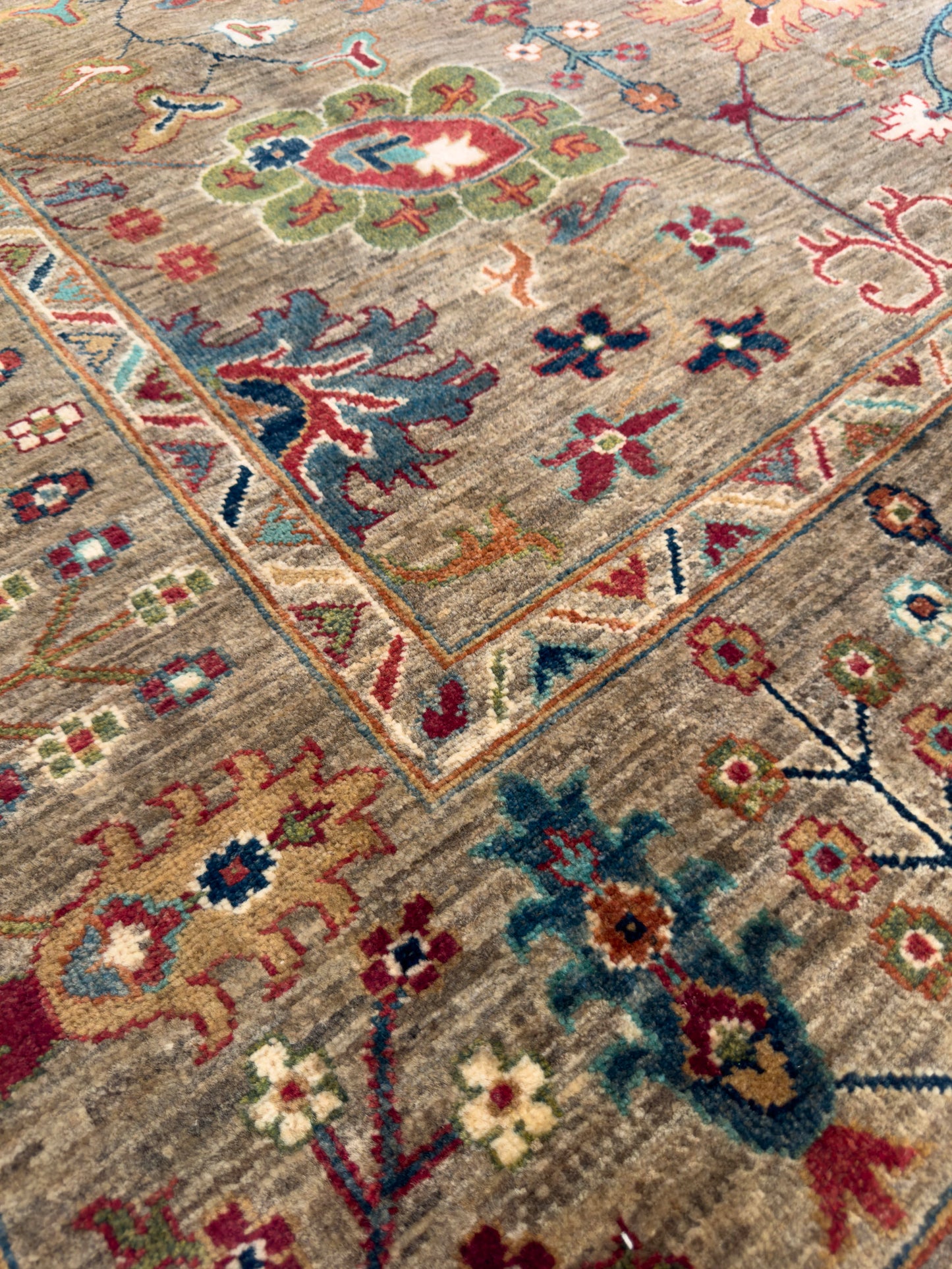 Floral NJ1392 - 8.3 x 9.10