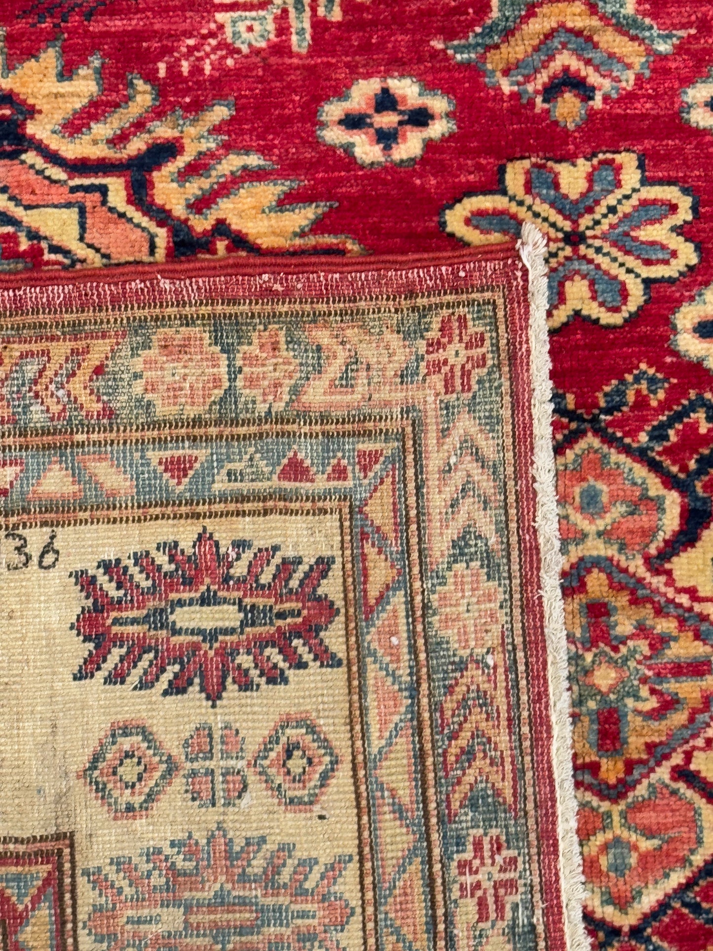 Kazak NJ1401 - 5.8 x 7.8