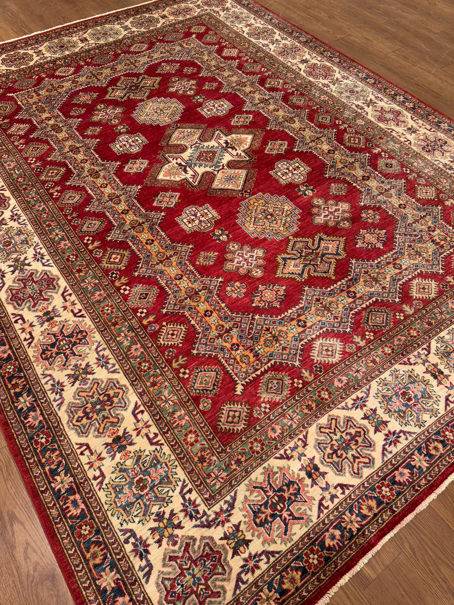 Kazak NJ1517 - 8.3 x 10.8