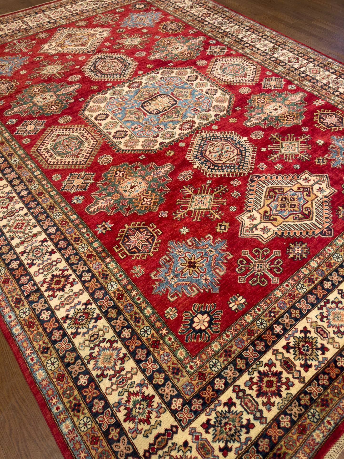 Kazak NJ1560 - 8.11 x 12.1