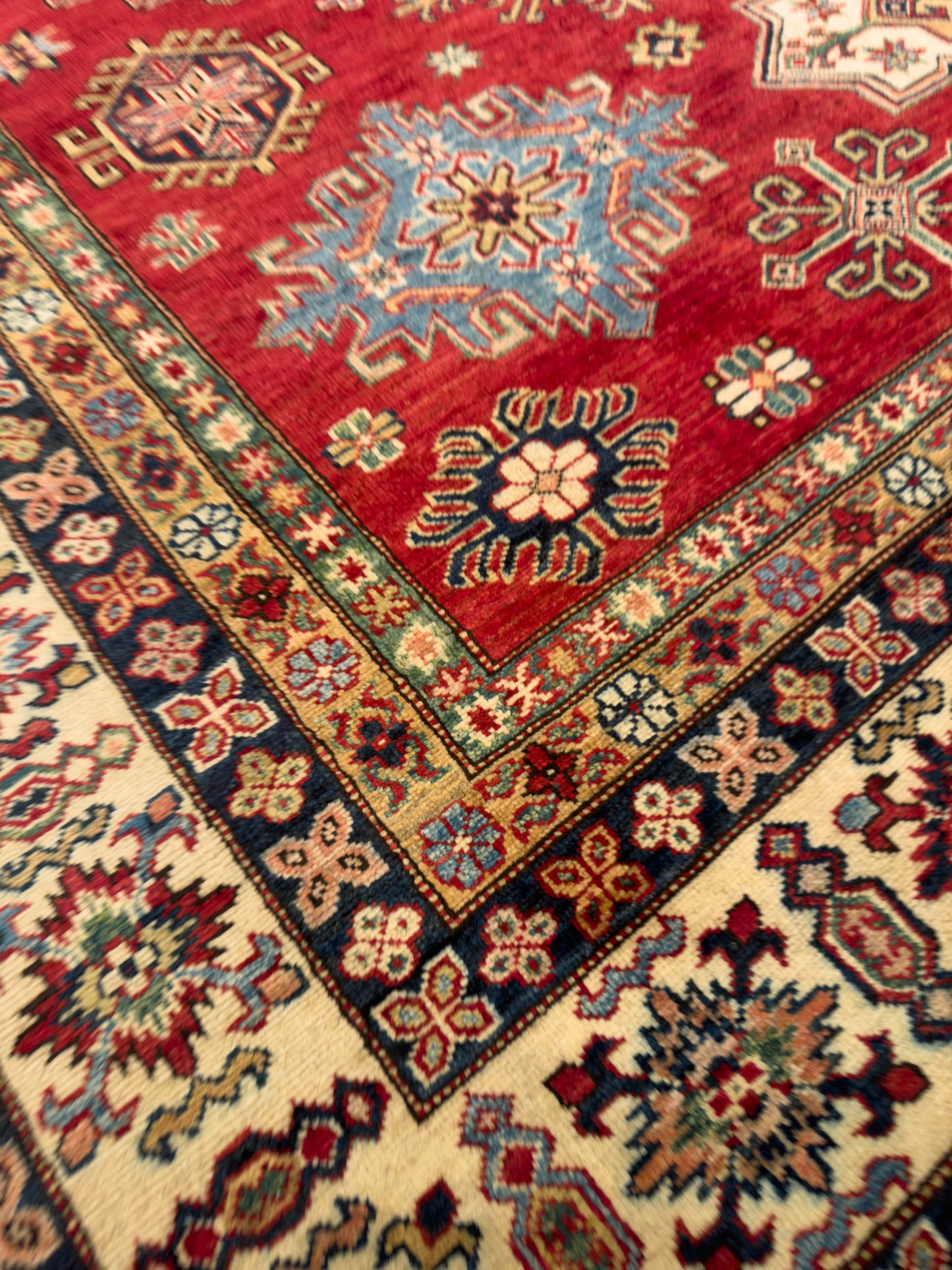 Kazak NJ1560 - 8.11 x 12.1