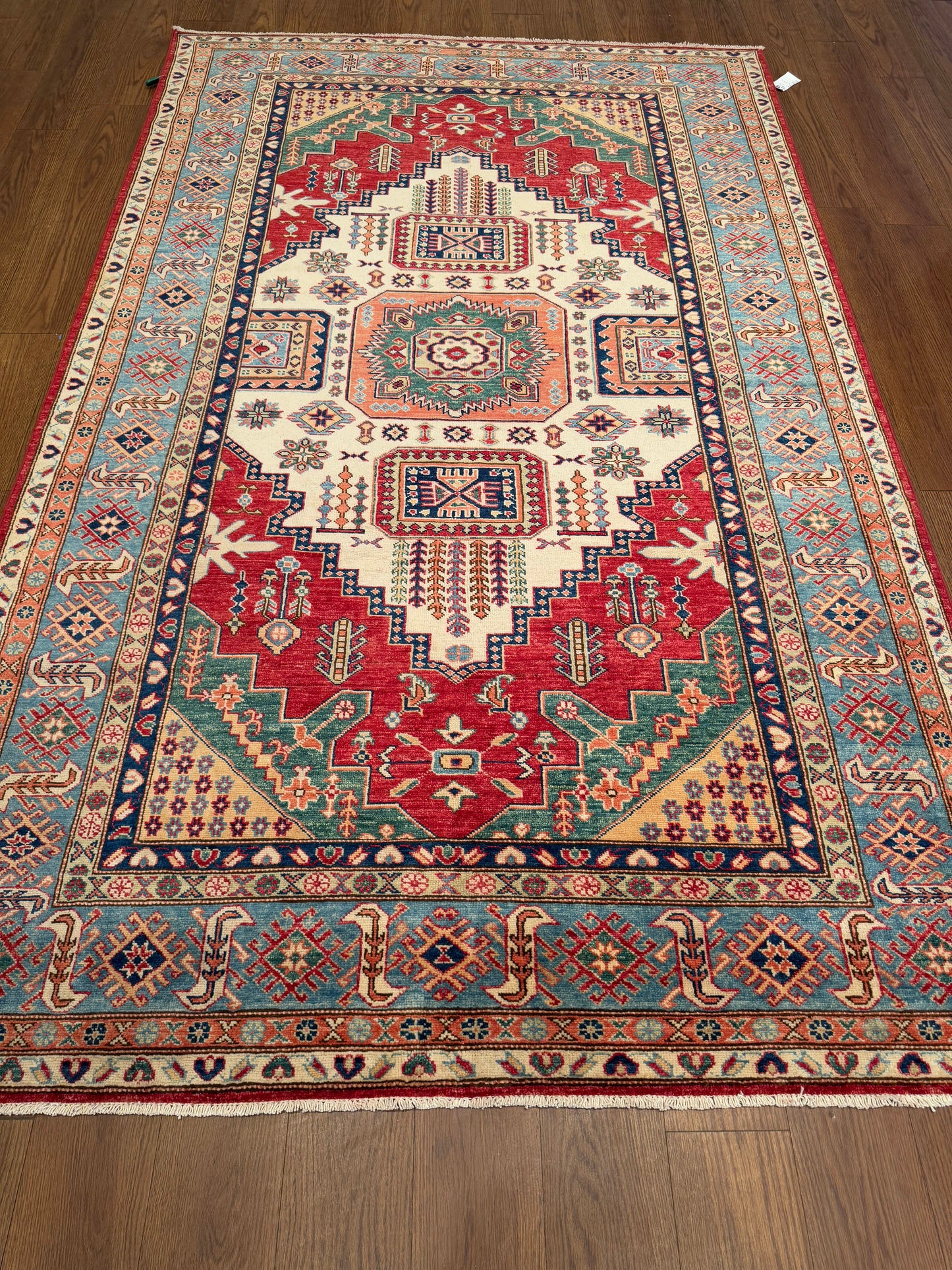Kazak NJ1567 - 5.5 x 8.10