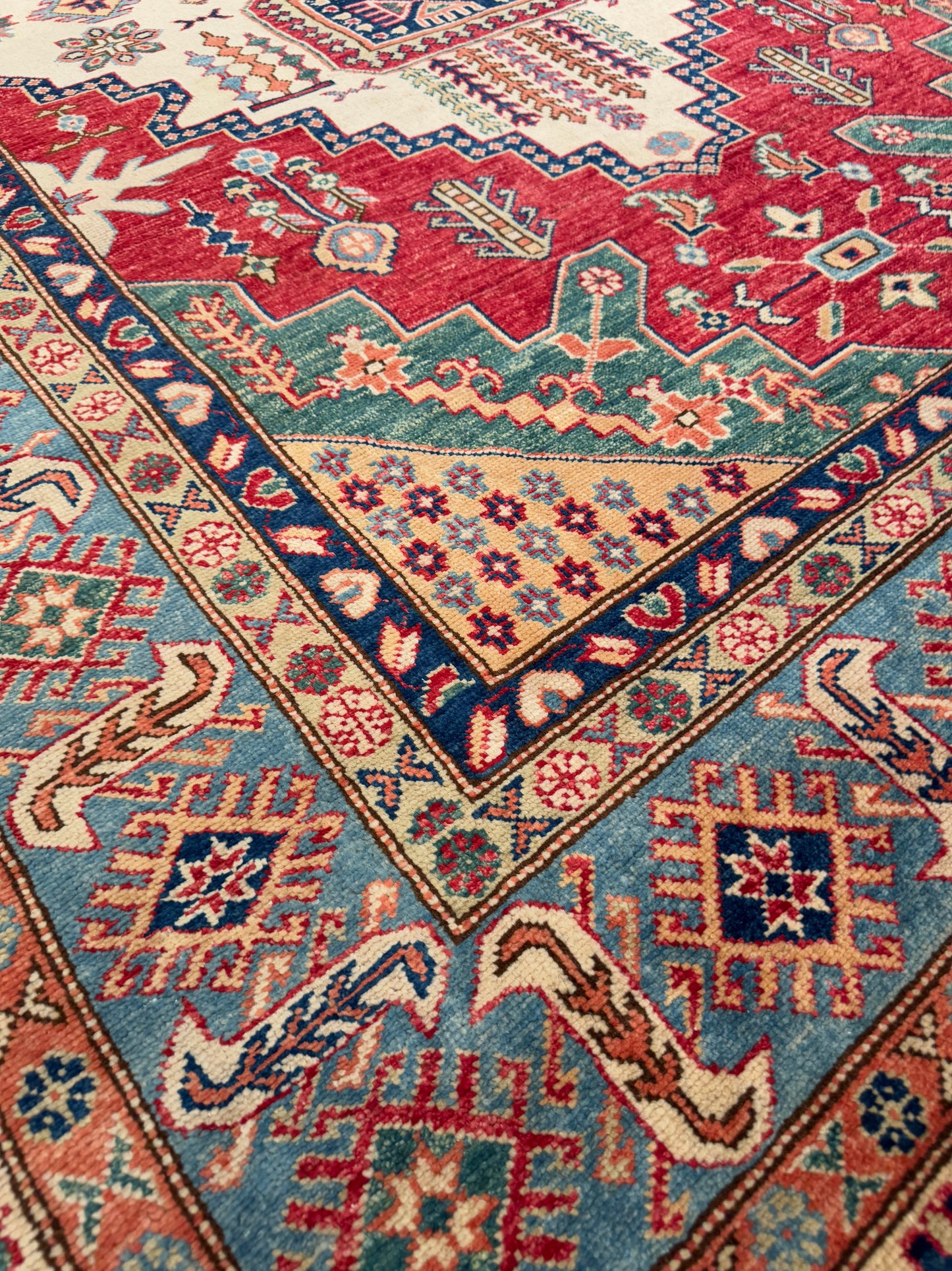 Kazak NJ1567 - 5.5 x 8.10