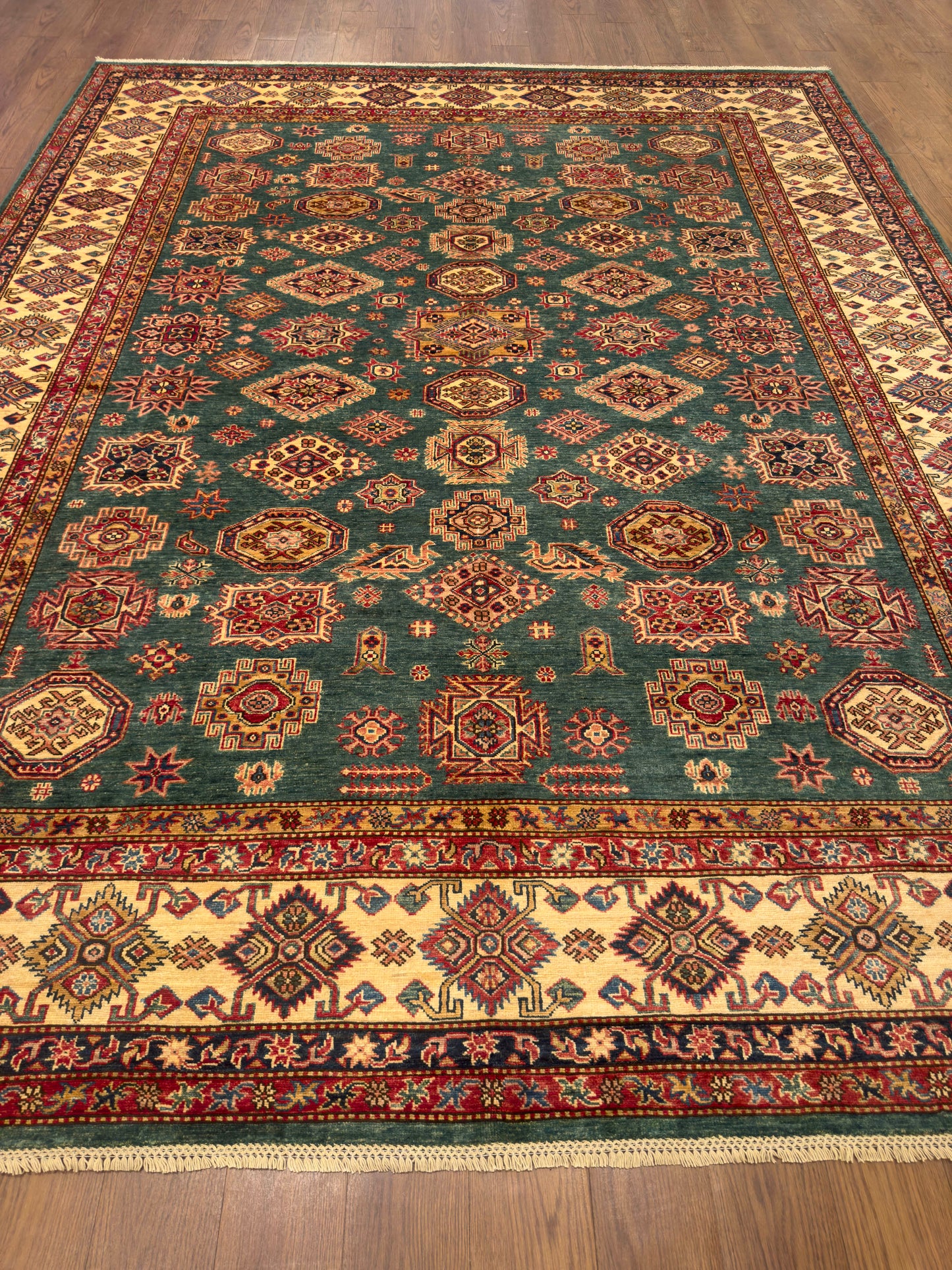 Kazak NJ1572 - 9.1 x 11.9