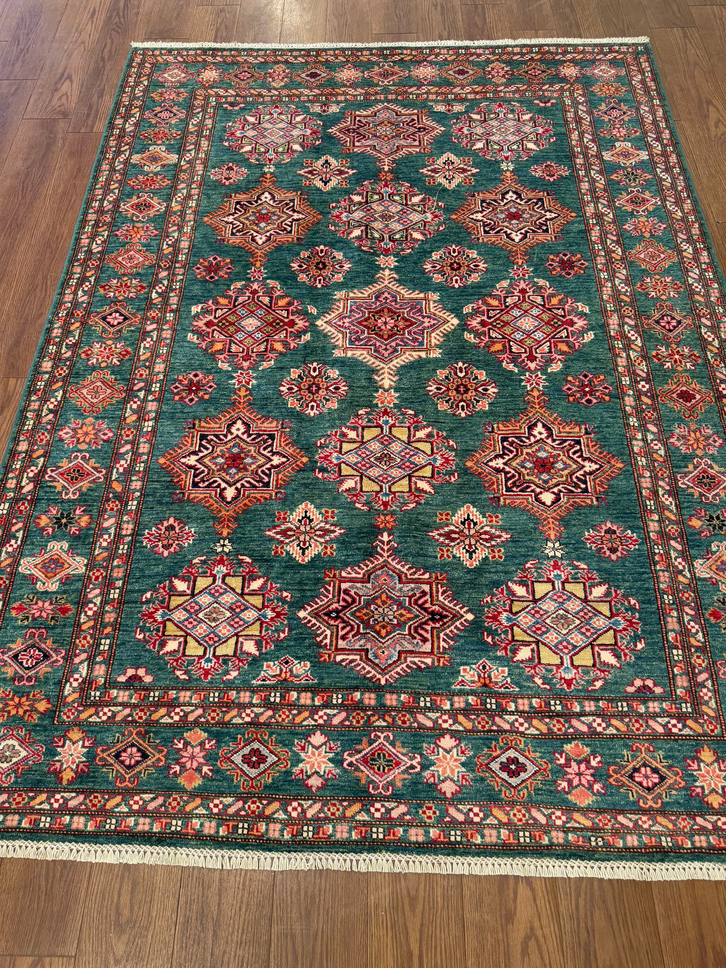 Kazak NJ1574 - 5.7 x 7.7
