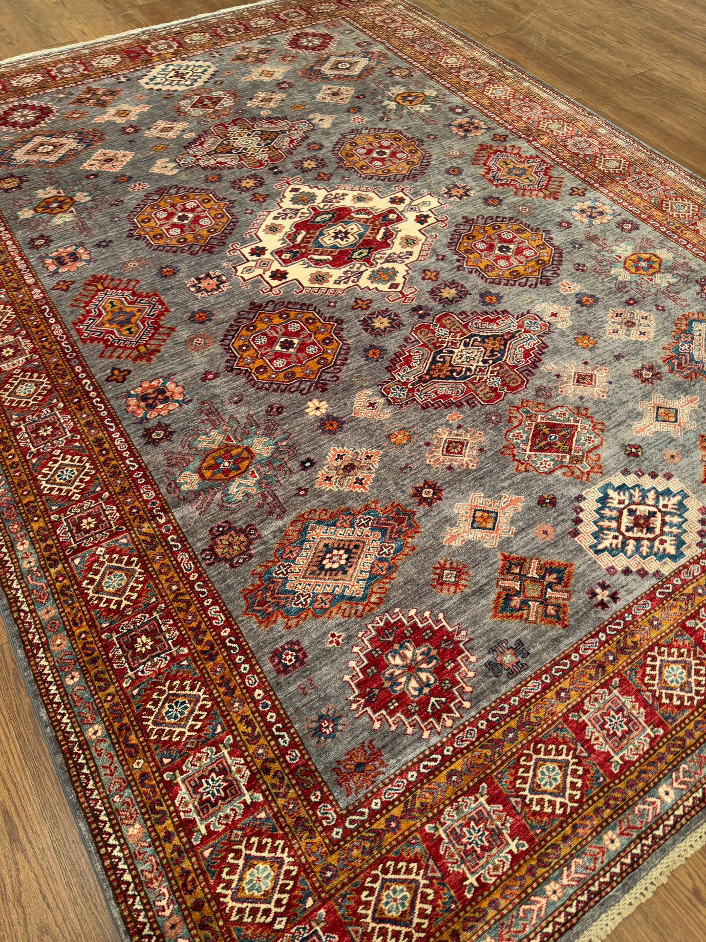 Kazak NJ1587 - 8.2 x 11.3