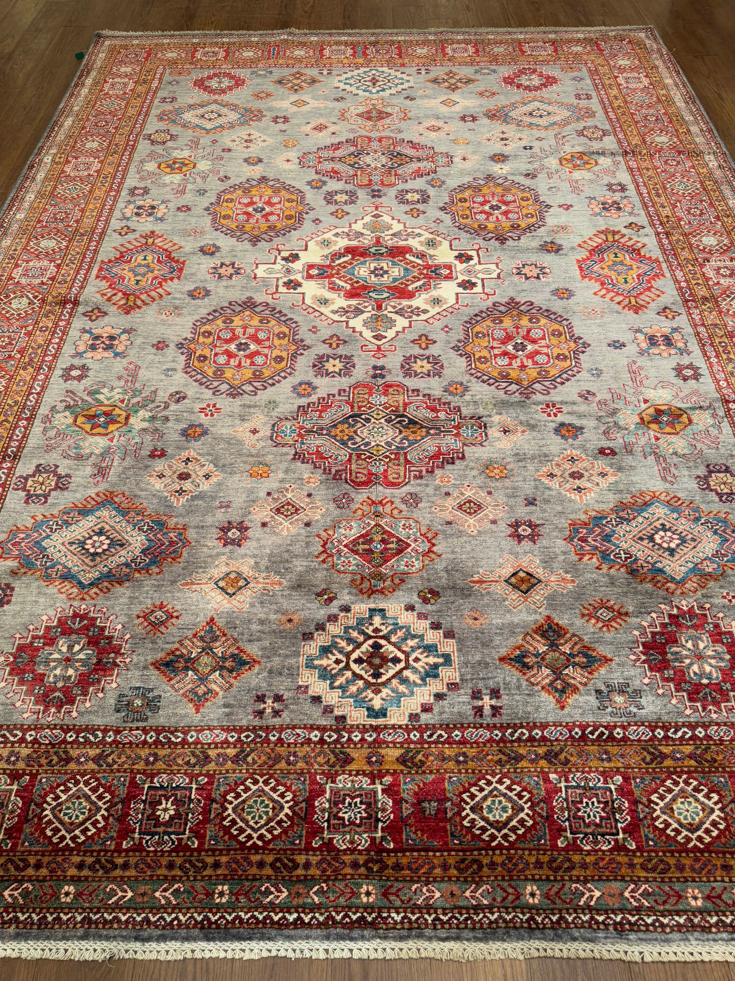 Kazak NJ1587 - 8.2 x 11.3