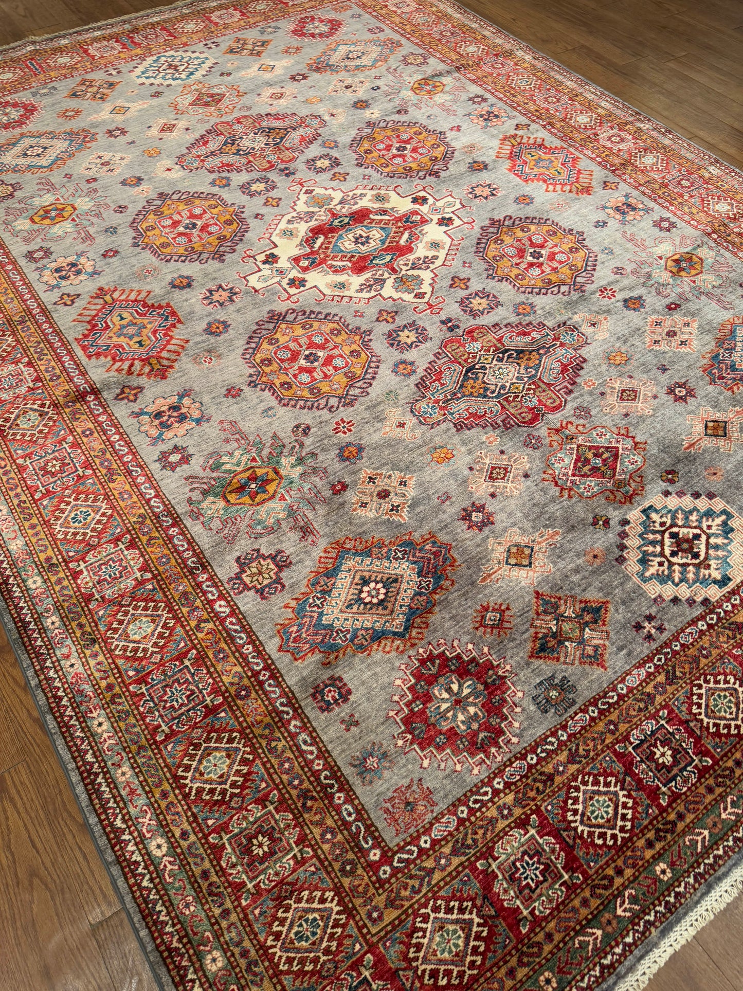 Kazak NJ1587 - 8.2 x 11.3