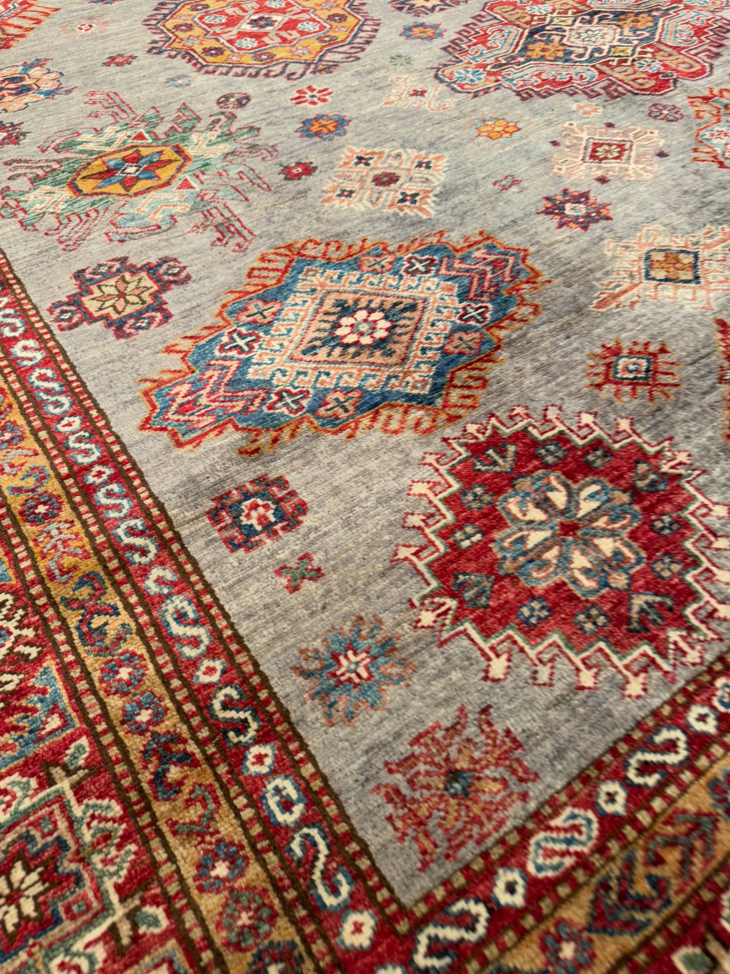 Kazak NJ1587 - 8.2 x 11.3