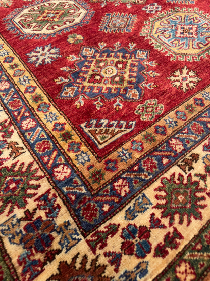Kazak NJ1614 - 4.11 x 6.8