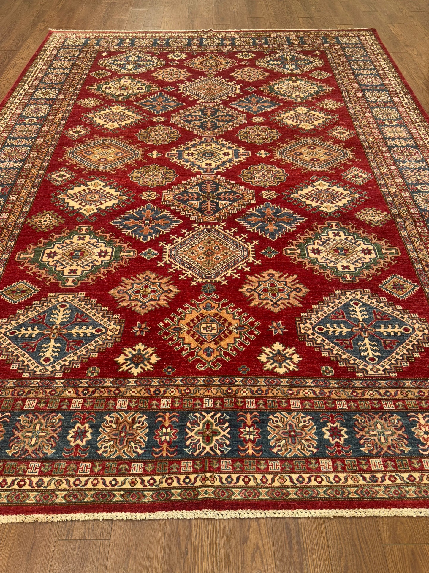 Kazak NJ1623 - 9.1 x 11.11