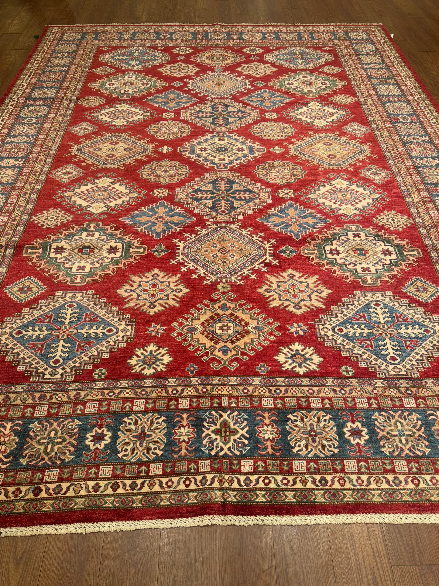 Kazak NJ1623 - 9.1 x 11.11