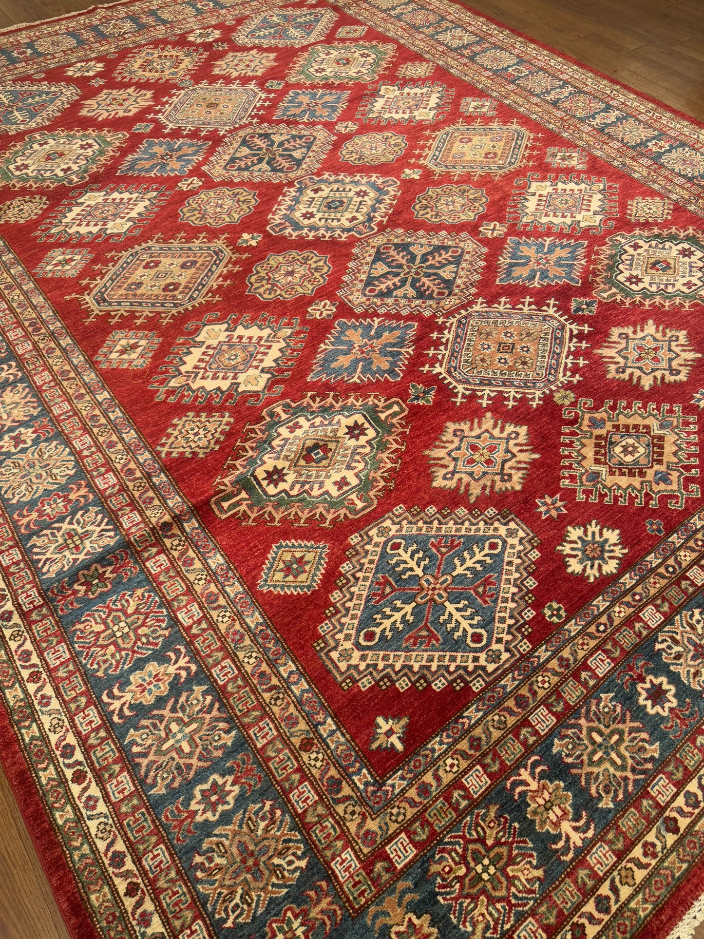 Kazak NJ1623 - 9.1 x 11.11