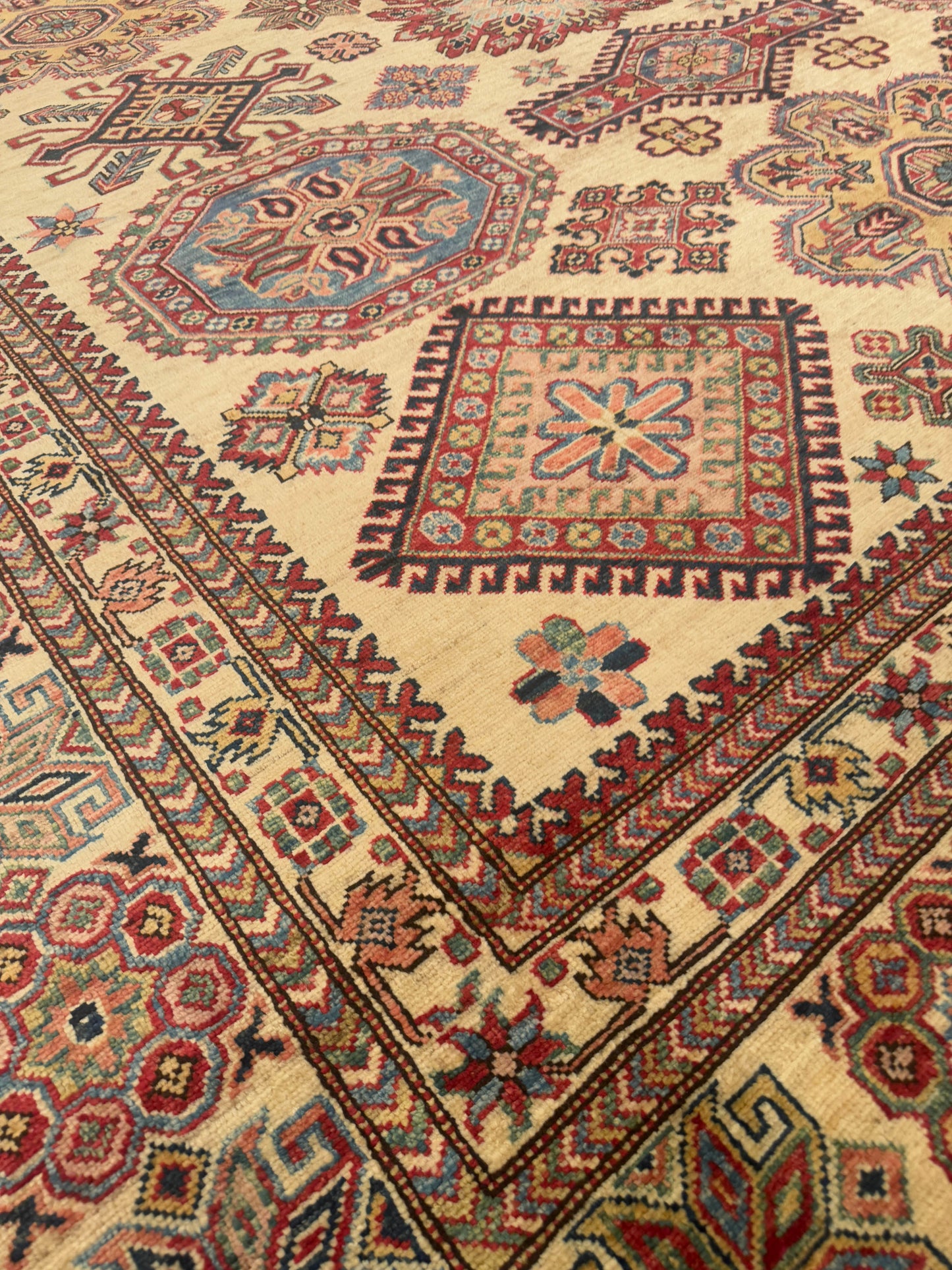 Kazak NJ1625 - 9.2 x 11.11