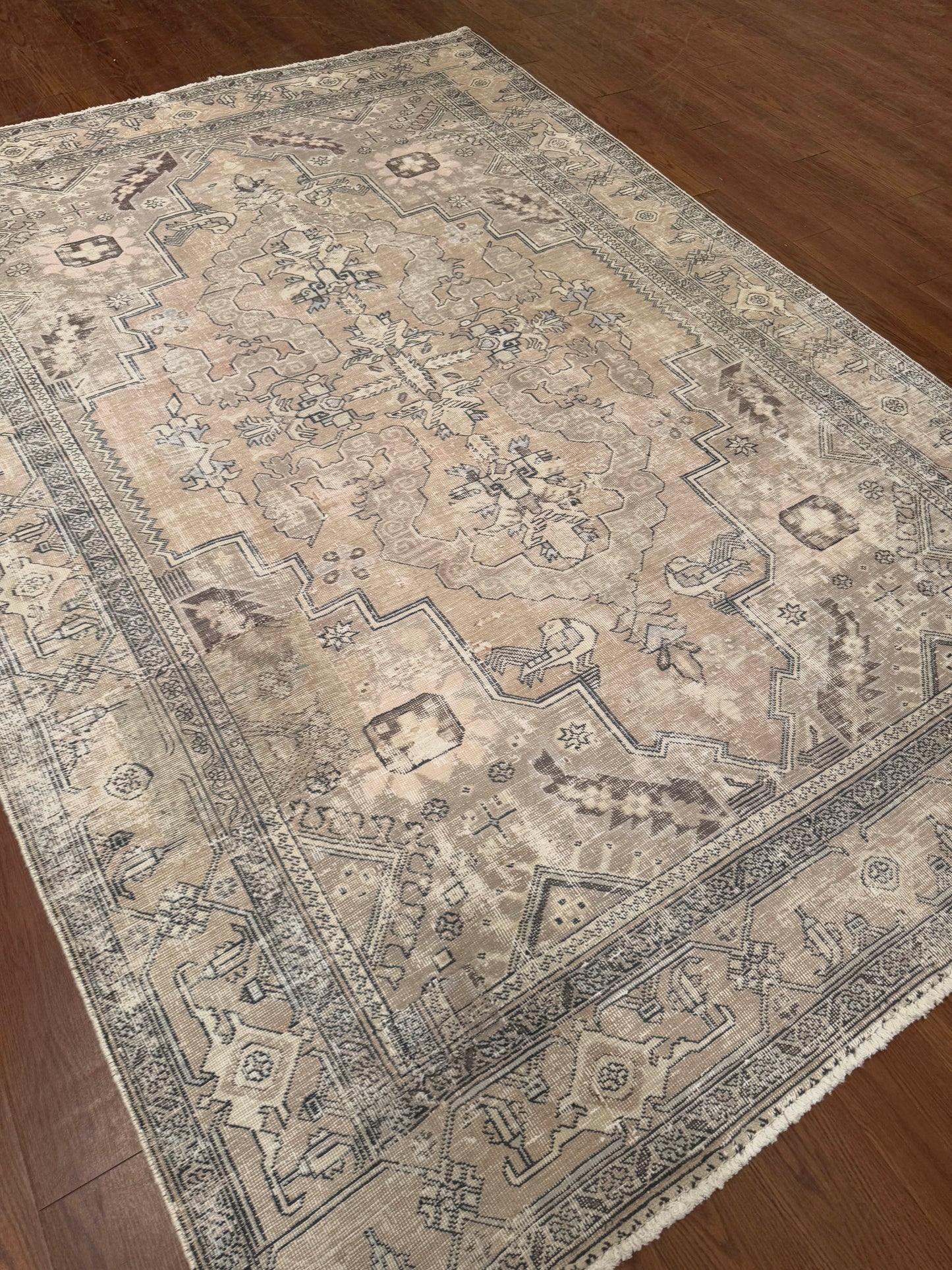 Vintage NJ16444 - 6.11 x 10