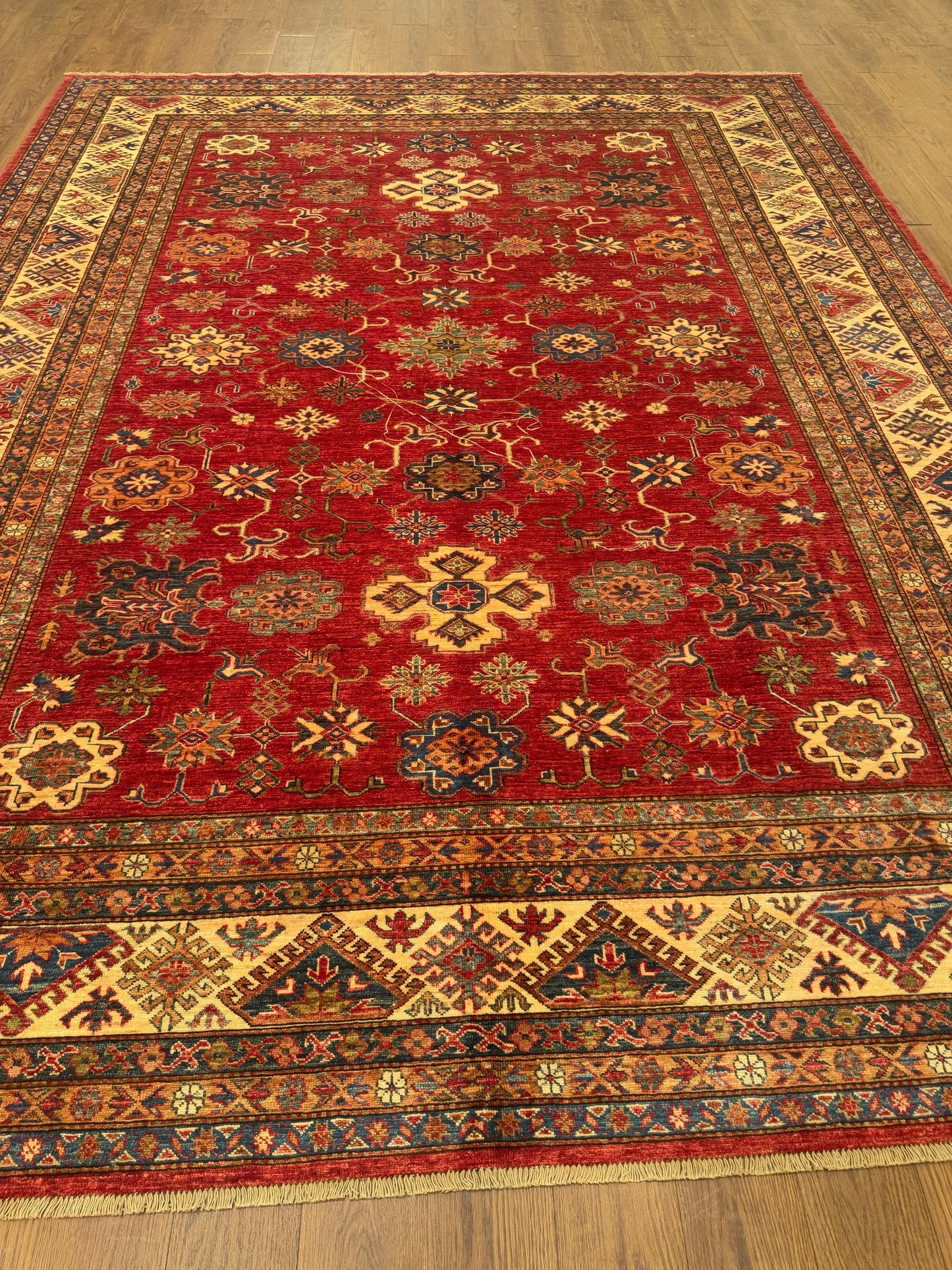 Kazak NJ1647 - 9.2 x 11.11